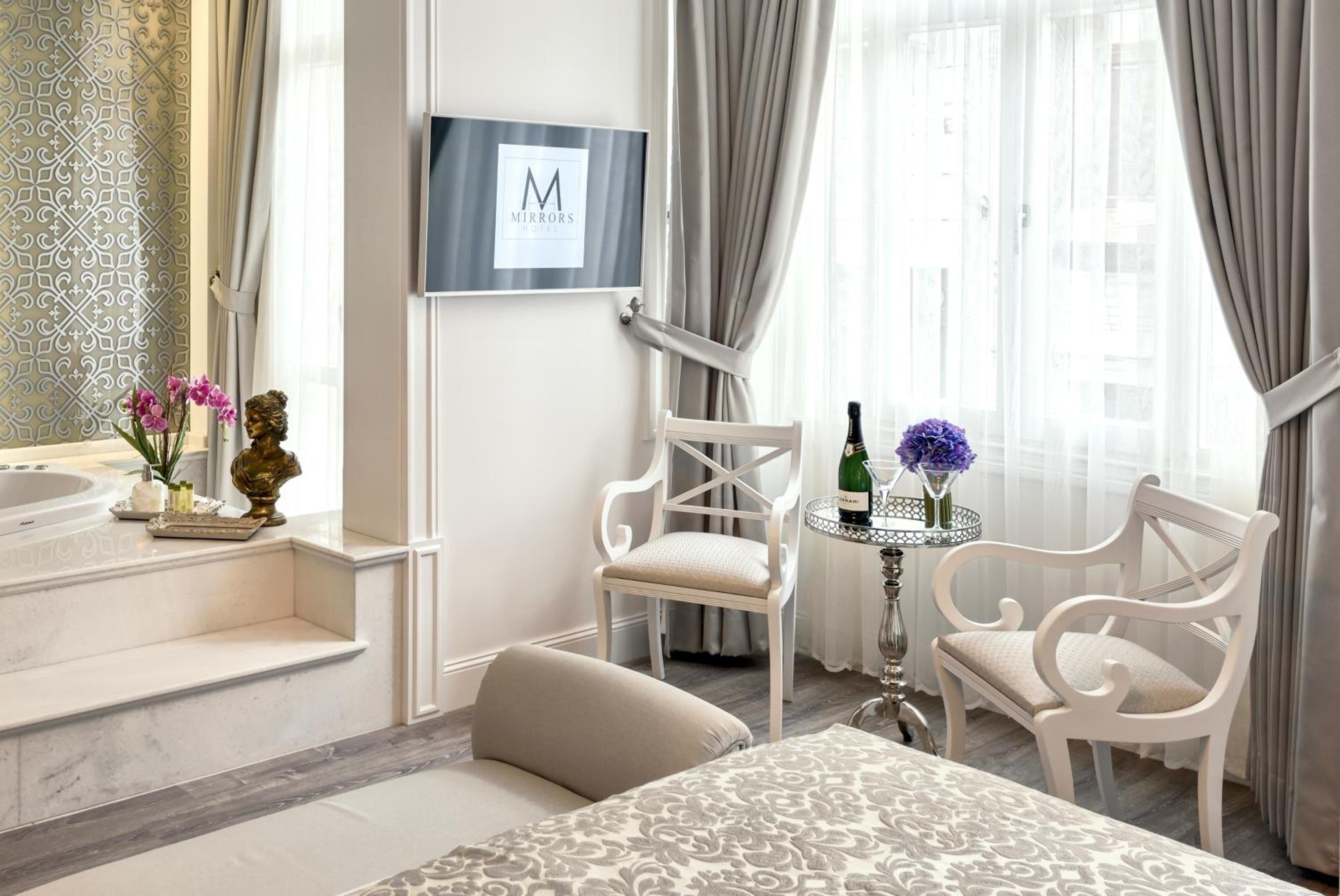 Mirrors Otel - Image 11