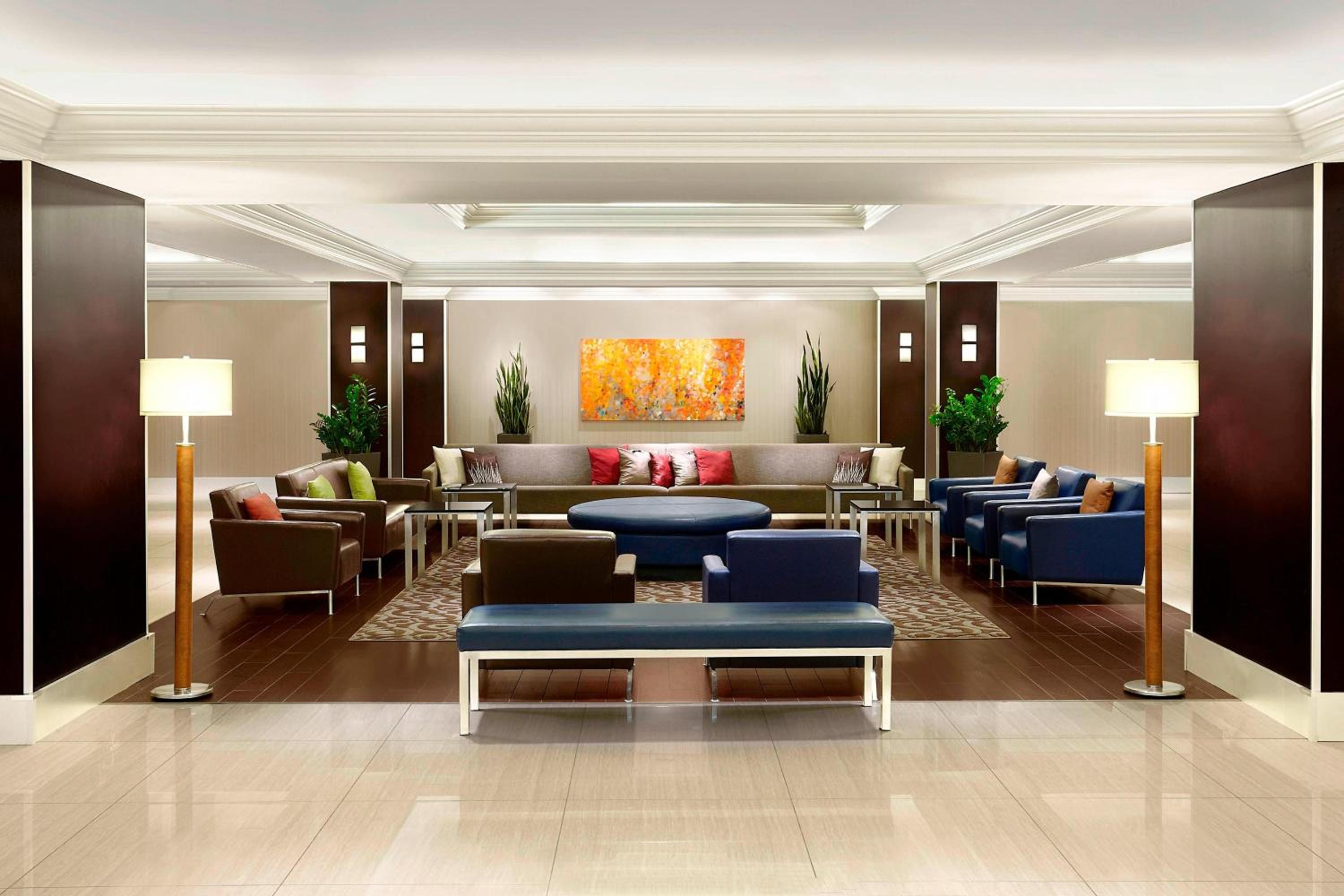 Sheraton Montreal Airport Hotel-4