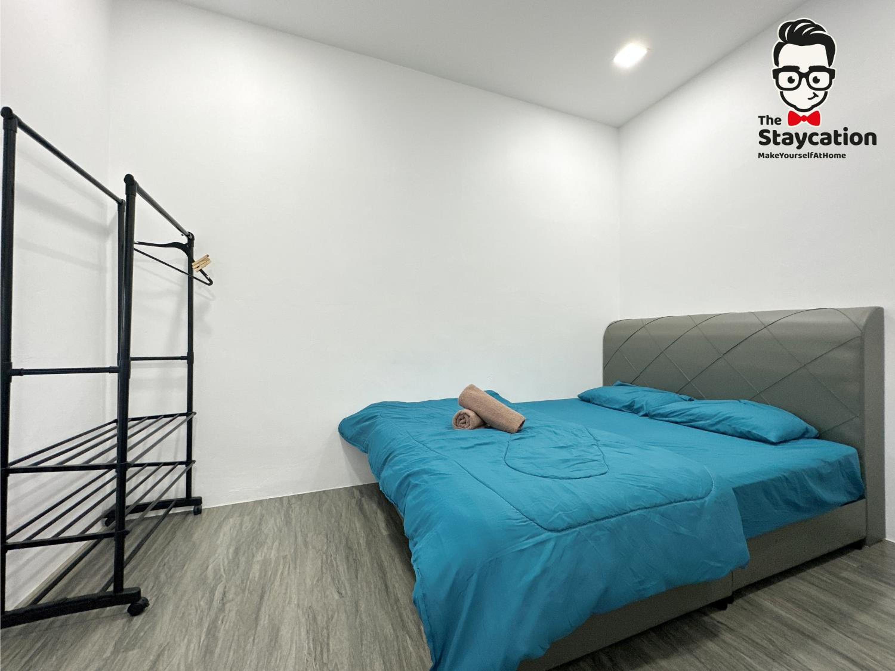 Staycation Homestay 15 Kch City Mall Landed House photo 7