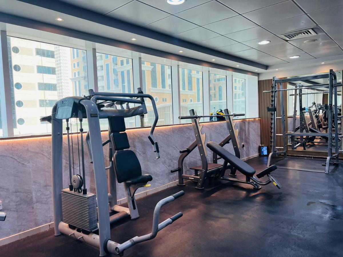 High Floor with city skyline & Burj khalifa view 3 bedroom unit marina