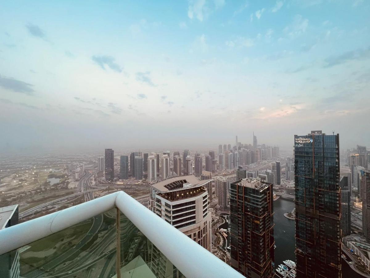 High Floor with city skyline & Burj khalifa view 3 bedroom unit marina