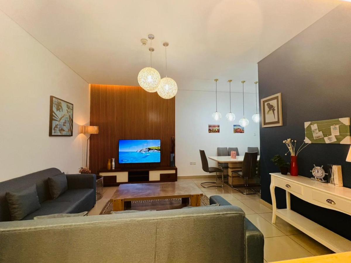 High Floor with city skyline & Burj khalifa view 3 bedroom unit marina