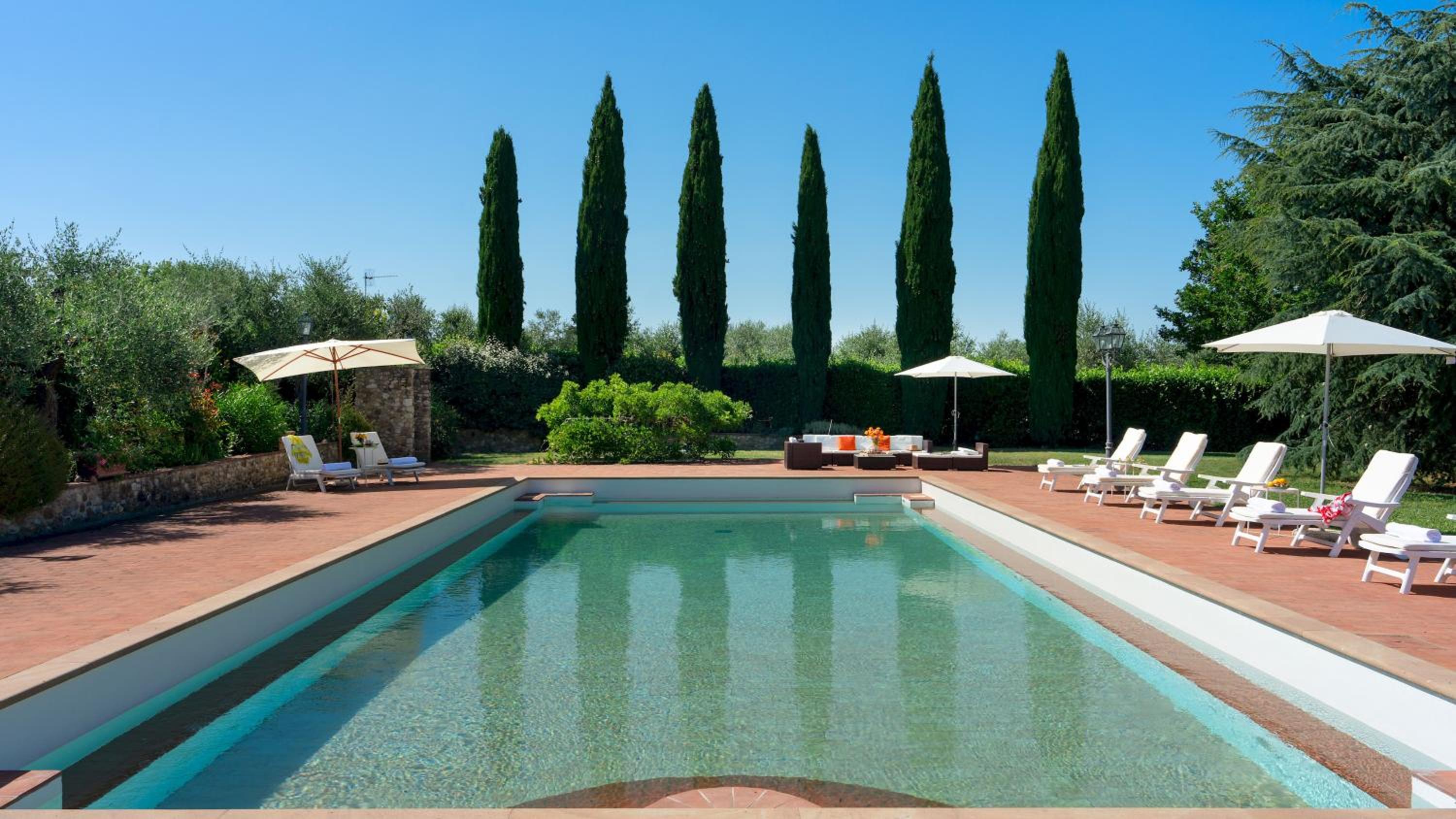 VILLA I LEVRIERI 8, Emma Villas view 4