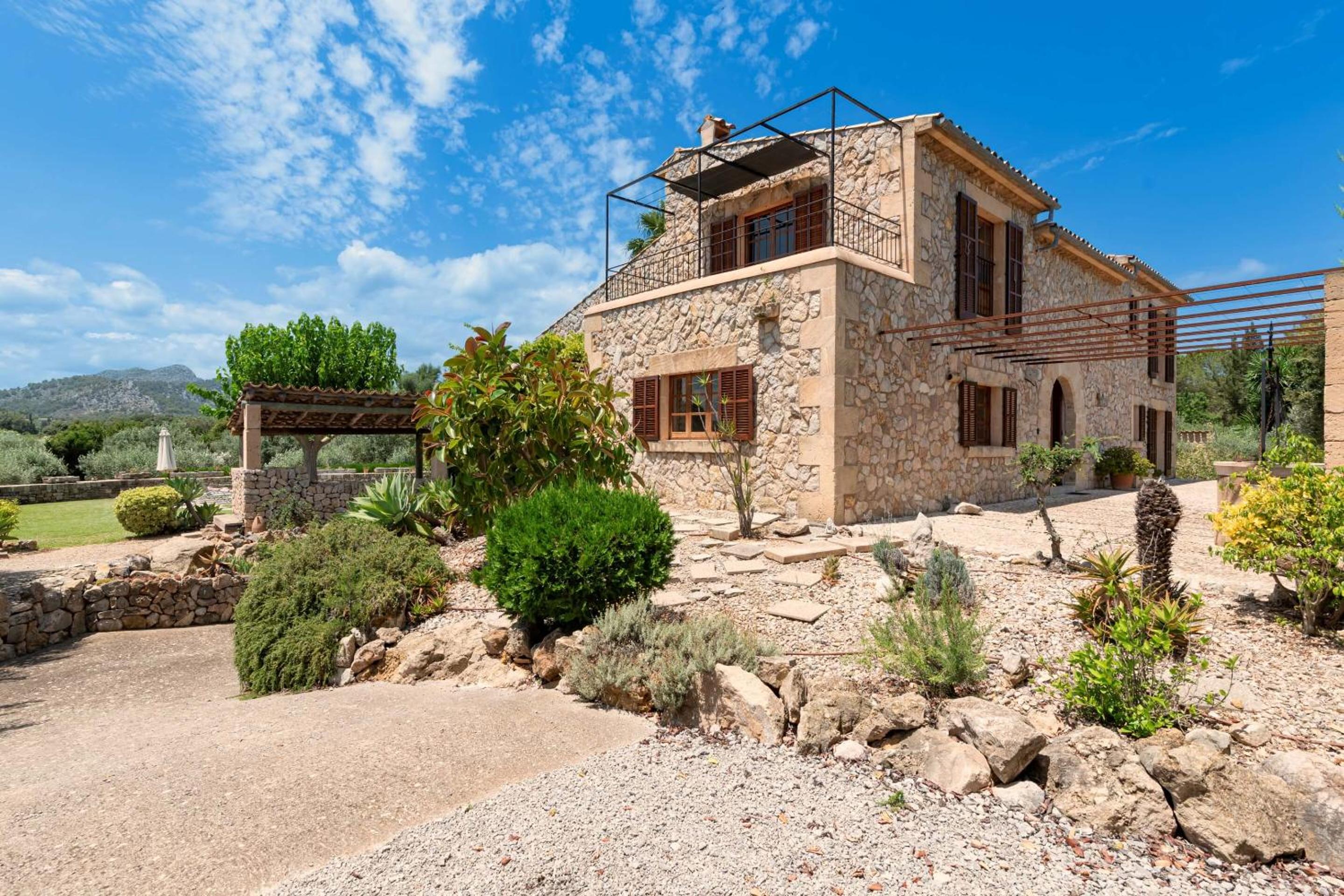 Villa Can Toni by Sealand Villas