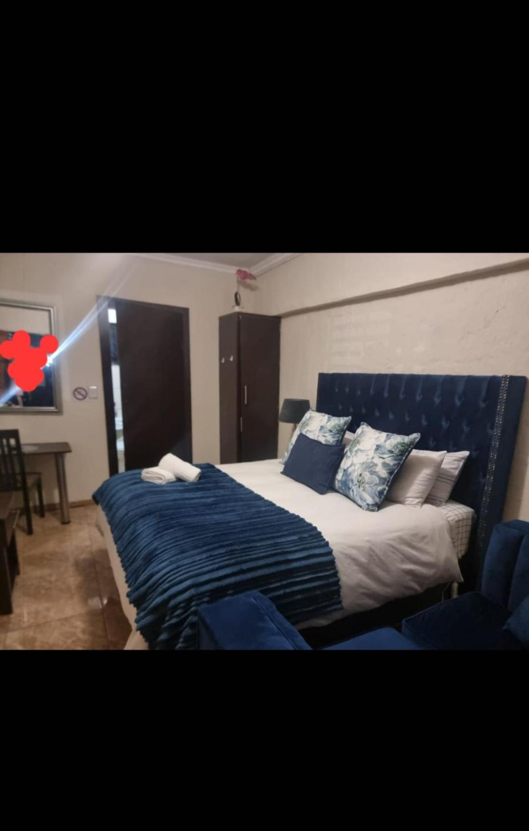 Monate BNB