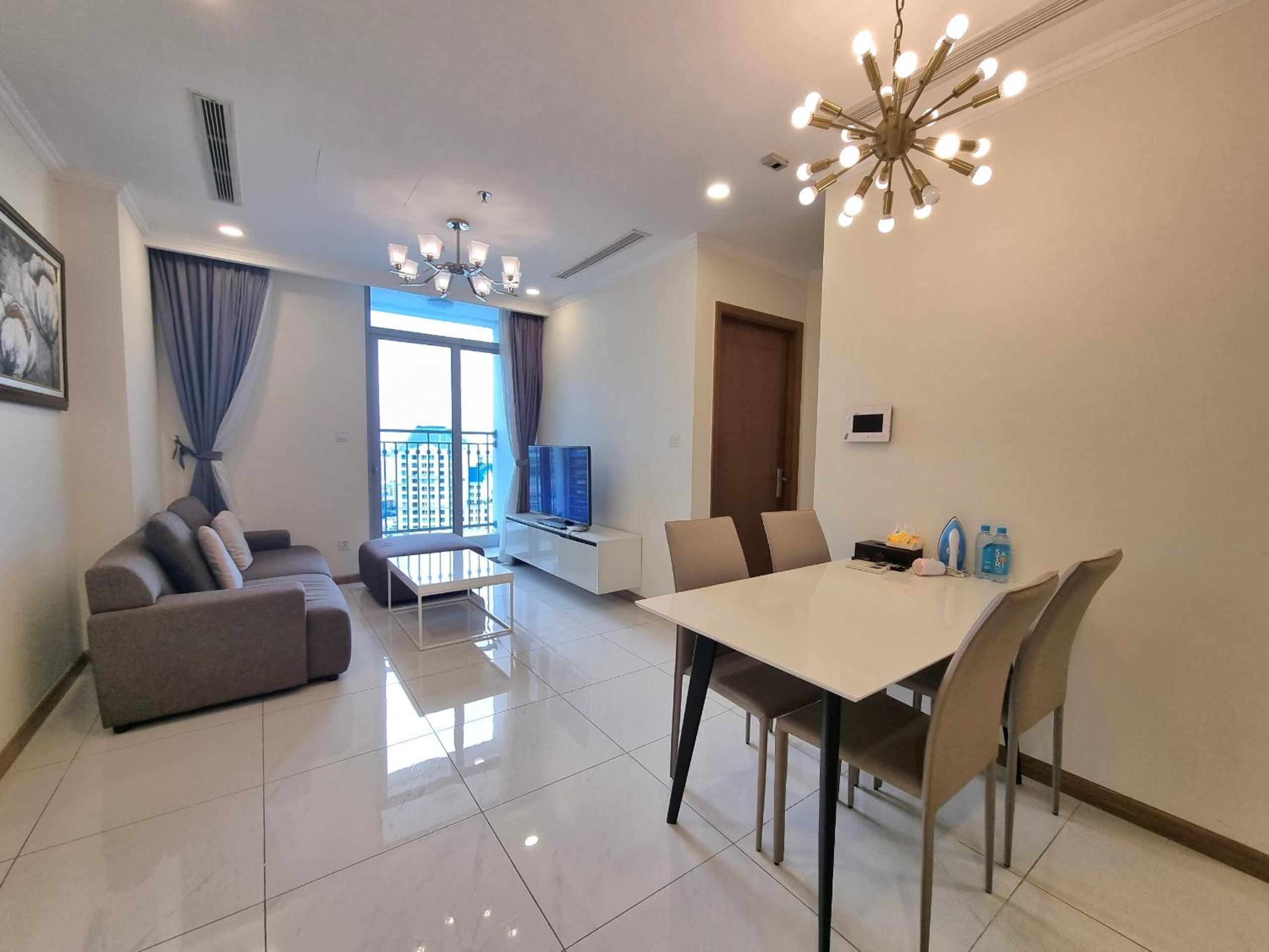 Vinhomes Central Park Luxury Apartment 1,2,3,4 bedroom, Landmark 81 area