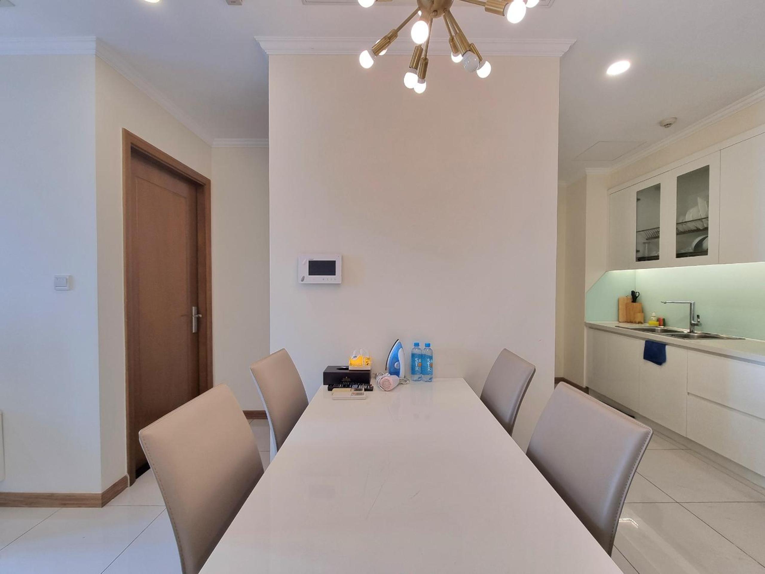 Vinhomes Central Park Luxury Apartment 1,2,3,4 bedroom, Landmark 81 area