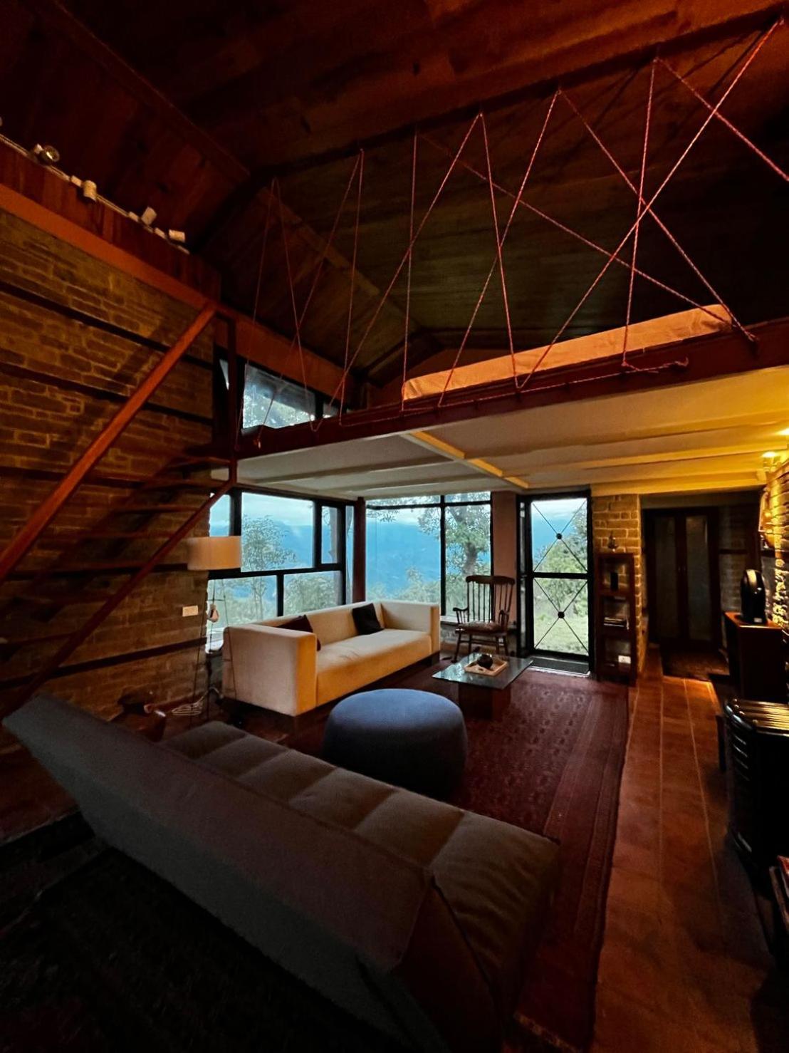 Deumadi Mountain Cottage view 3