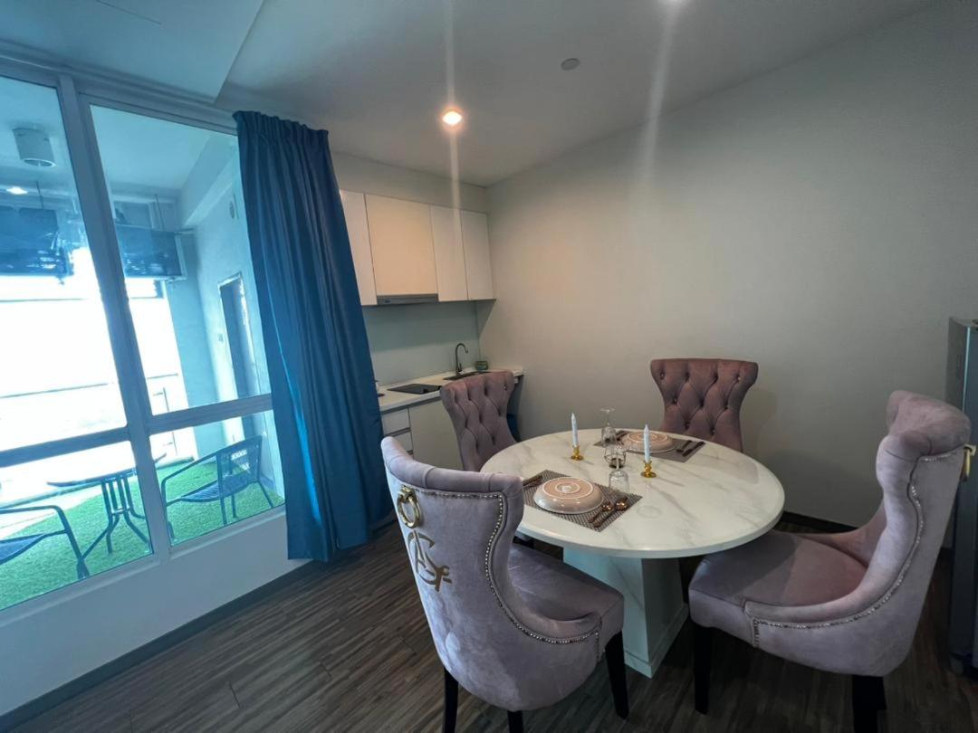 Honeymoon Suite By A Legacy Hotel - KLCC Lake View