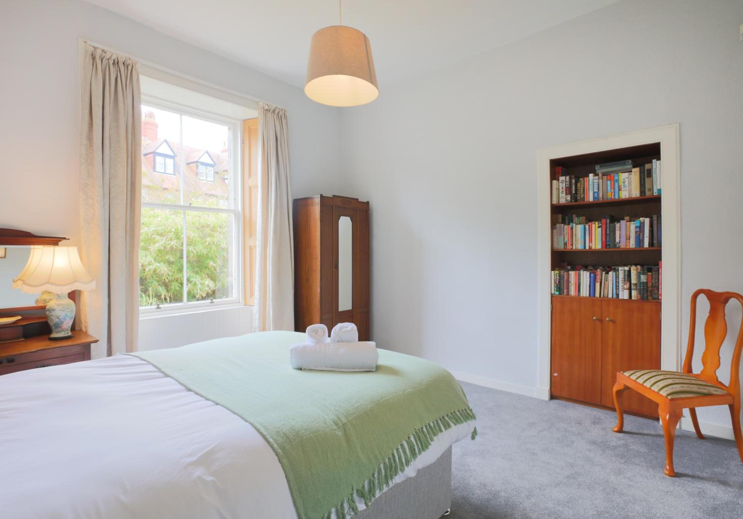 Westend Place