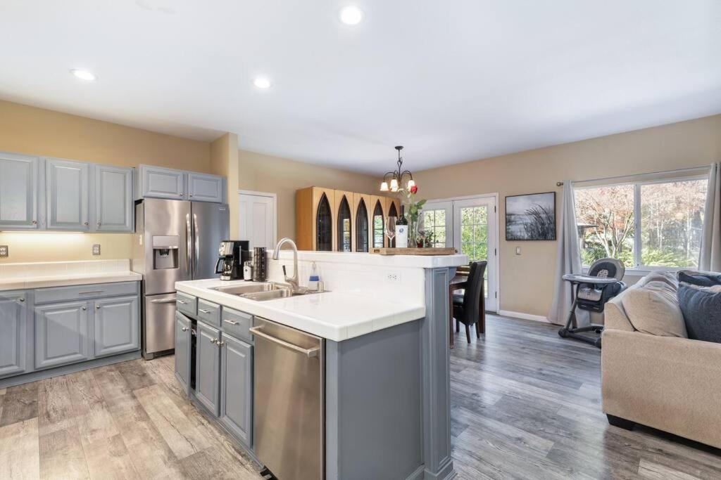 Captivated Wine Country/Family - Property Image 6