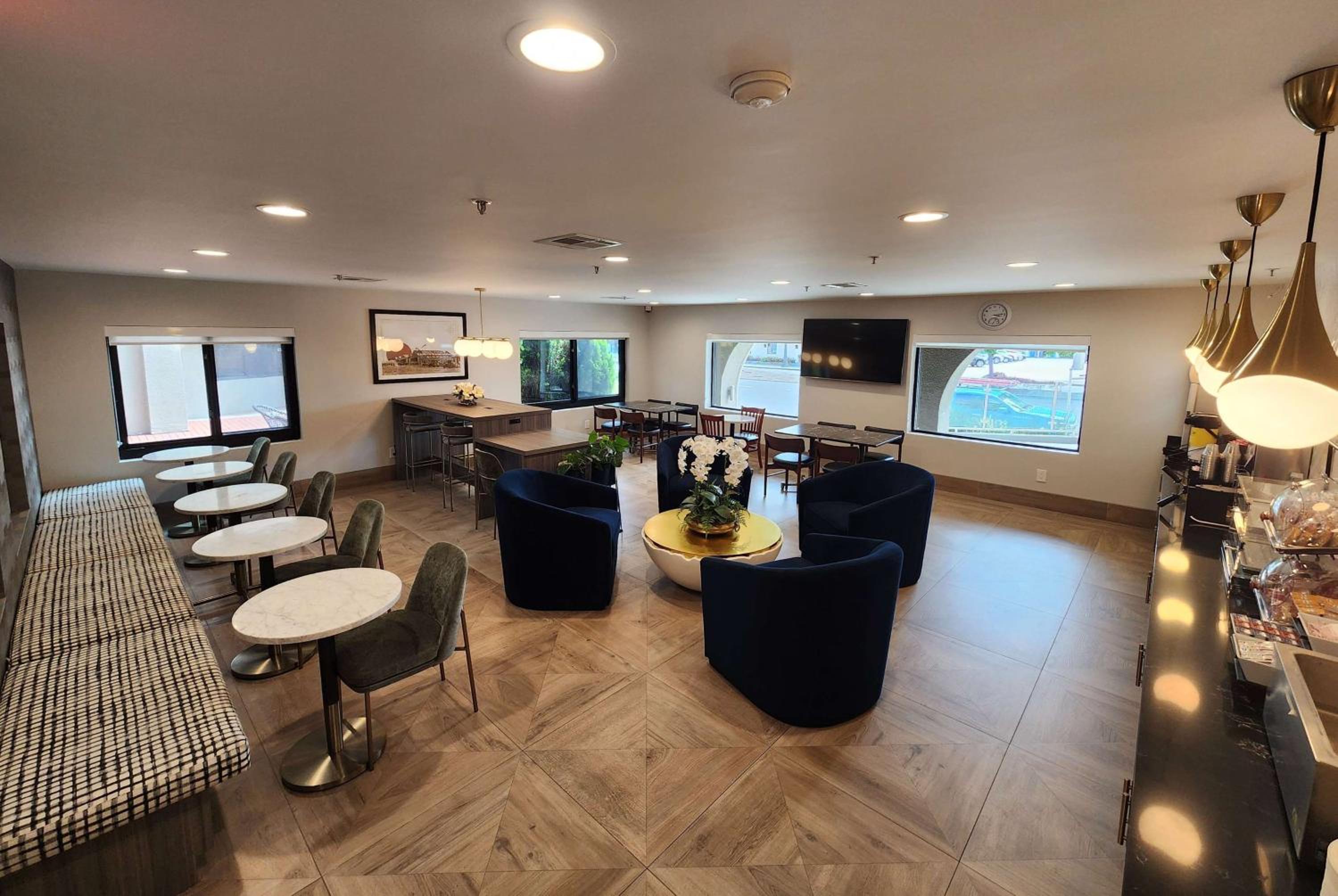 La Quinta by Wyndham San Francisco Airport West - Property Image 24