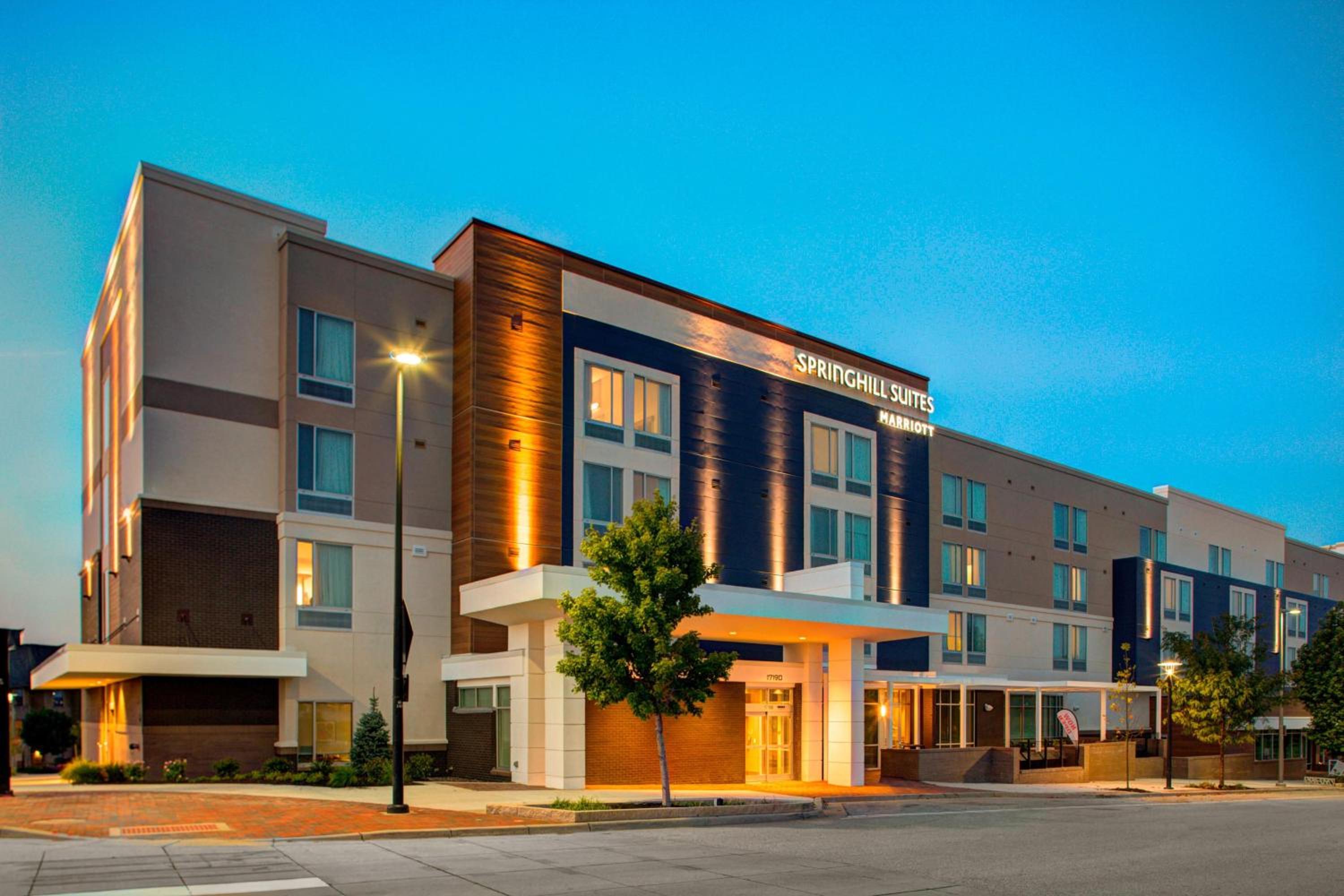 Hotel SpringHill Suites by Marriott Kansas City Lenexa/City Center - Image 1