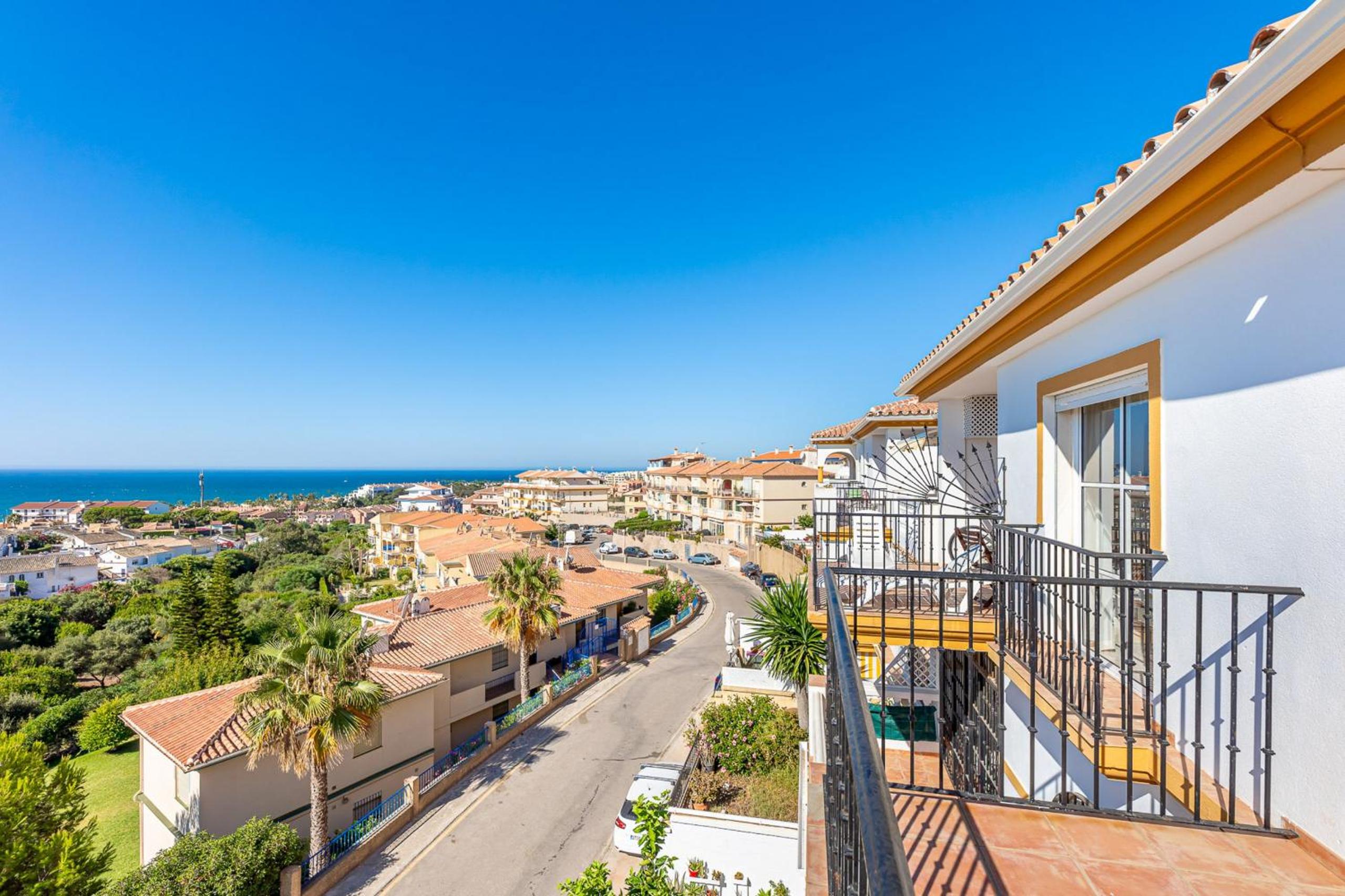 Sea Views 1 Bed Apt Colinas Del Faro view 4