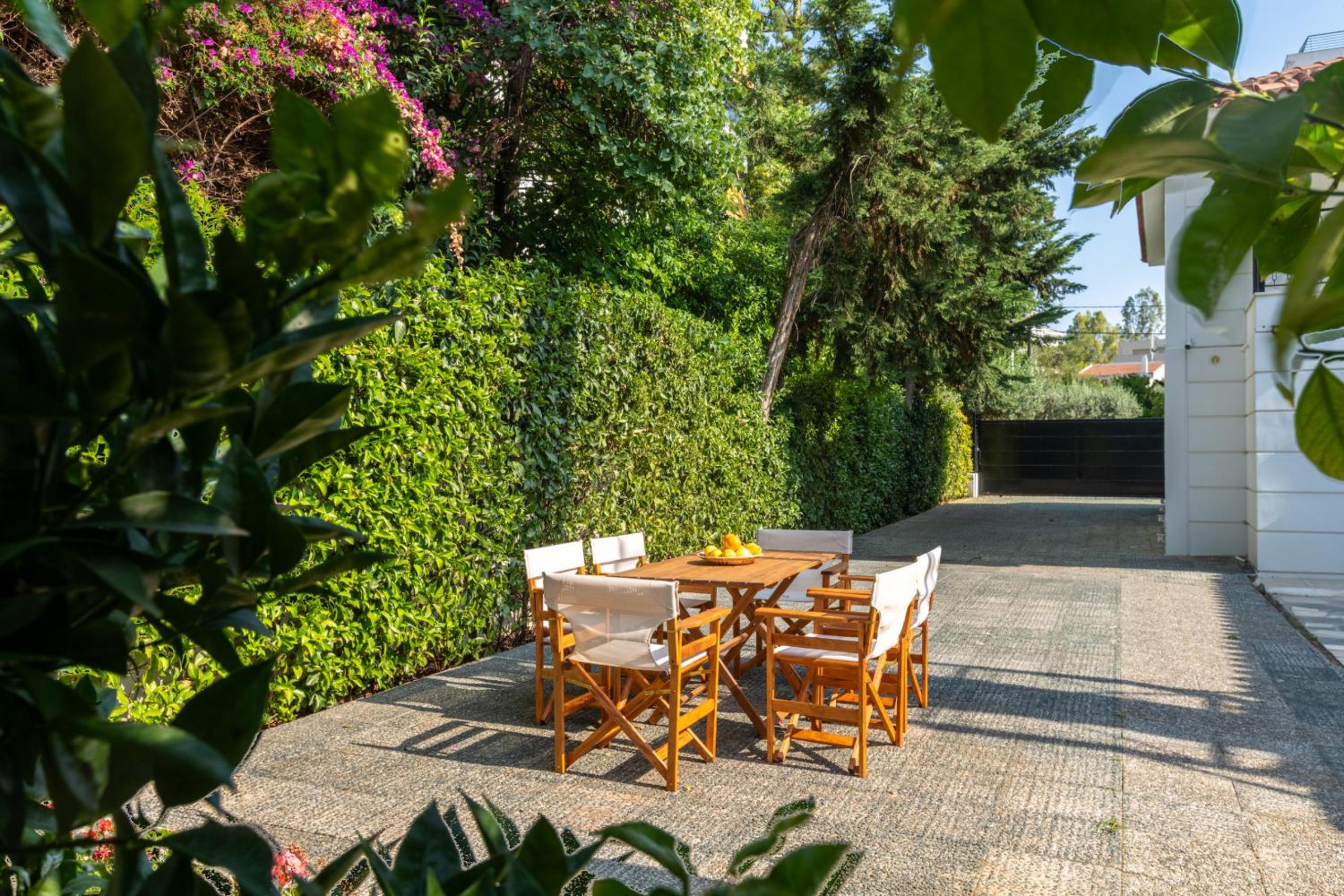 Luxury 3-Bedroom House in Central Glyfada