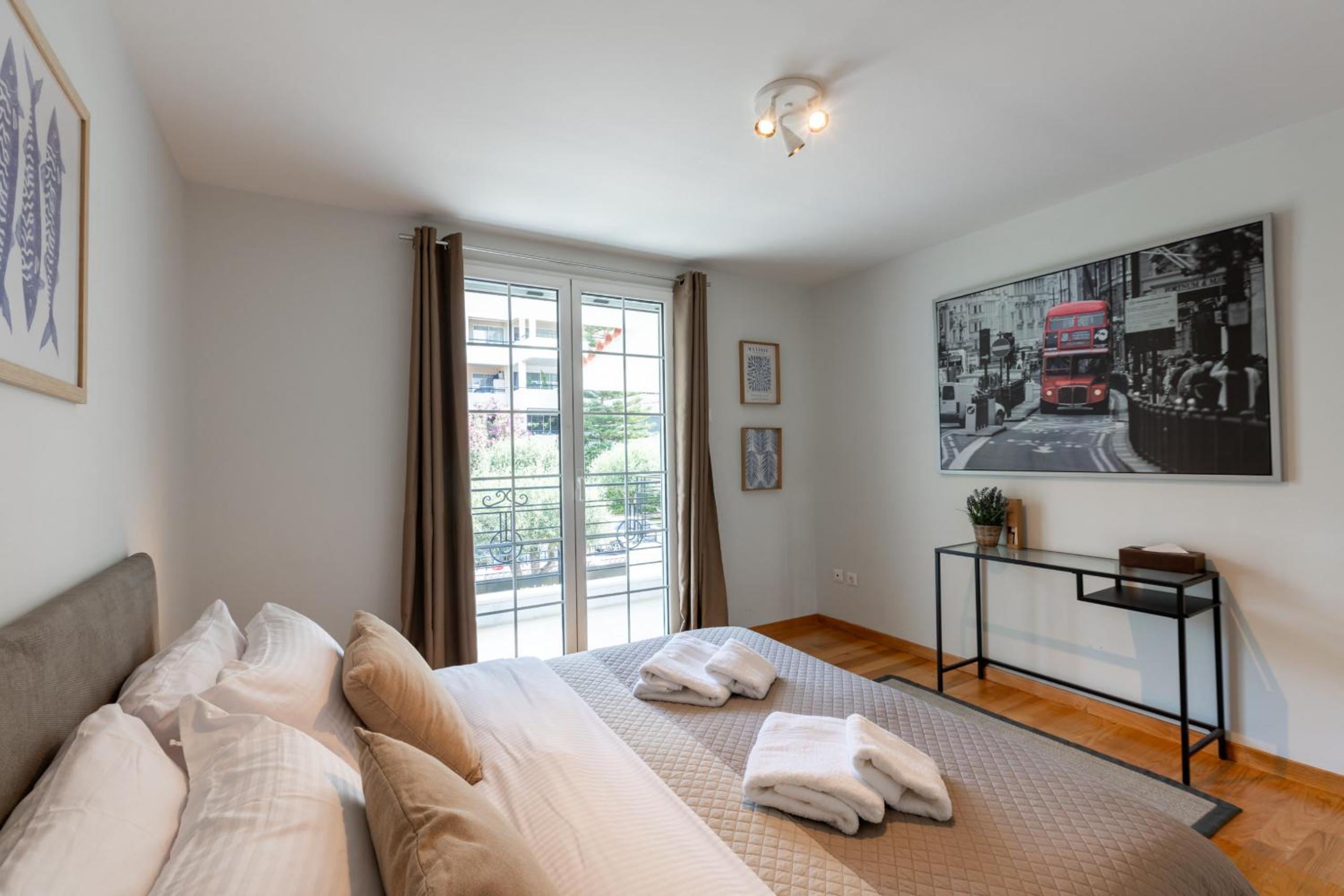 Luxury 3-Bedroom House in Central Glyfada