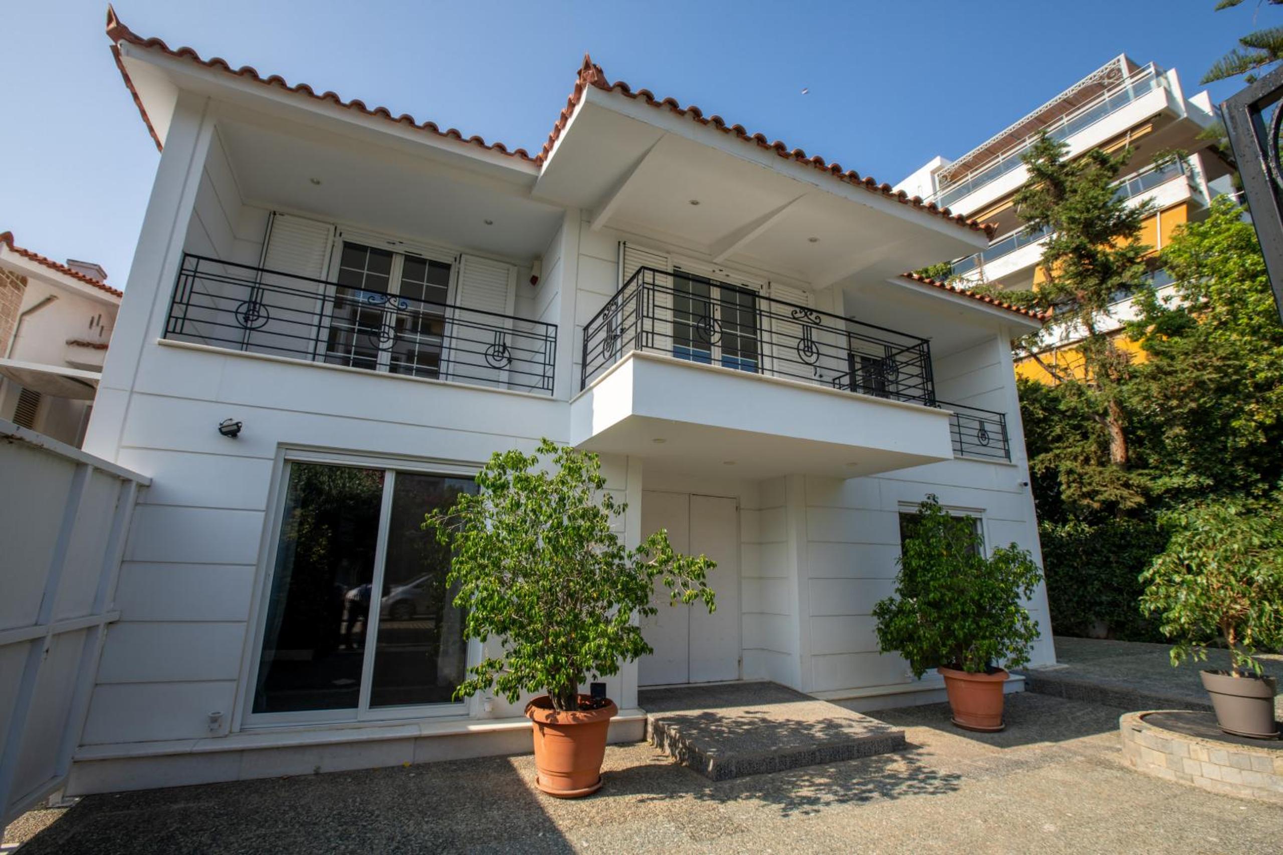 Luxury 3-Bedroom House in Central Glyfada