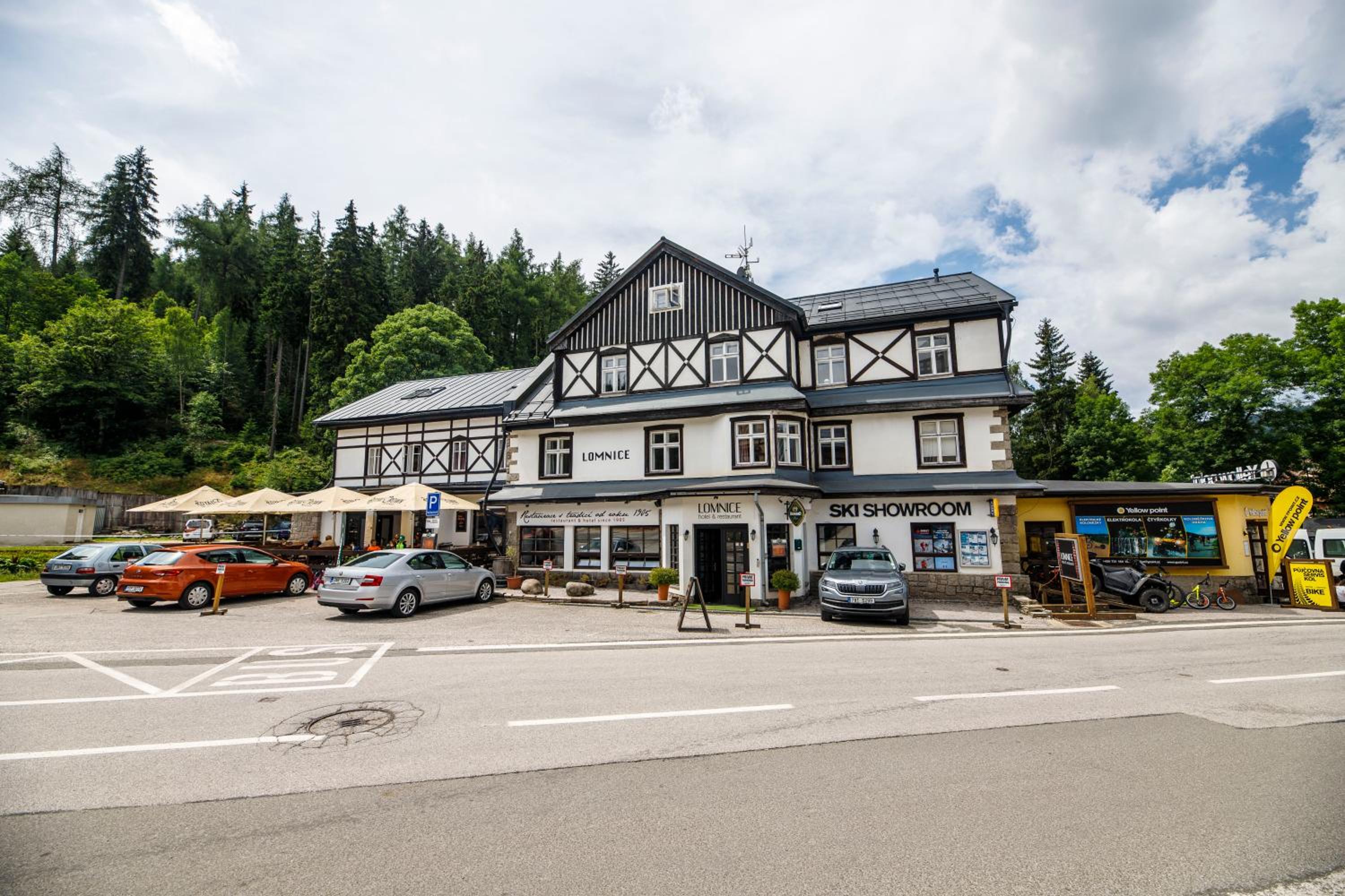Hotel Lomnice