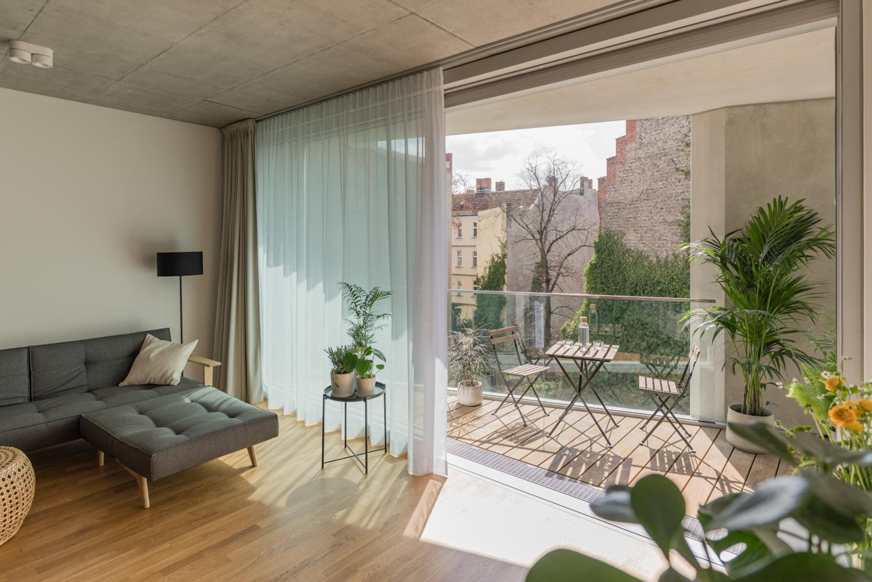 Carlotta Apartments photo 5