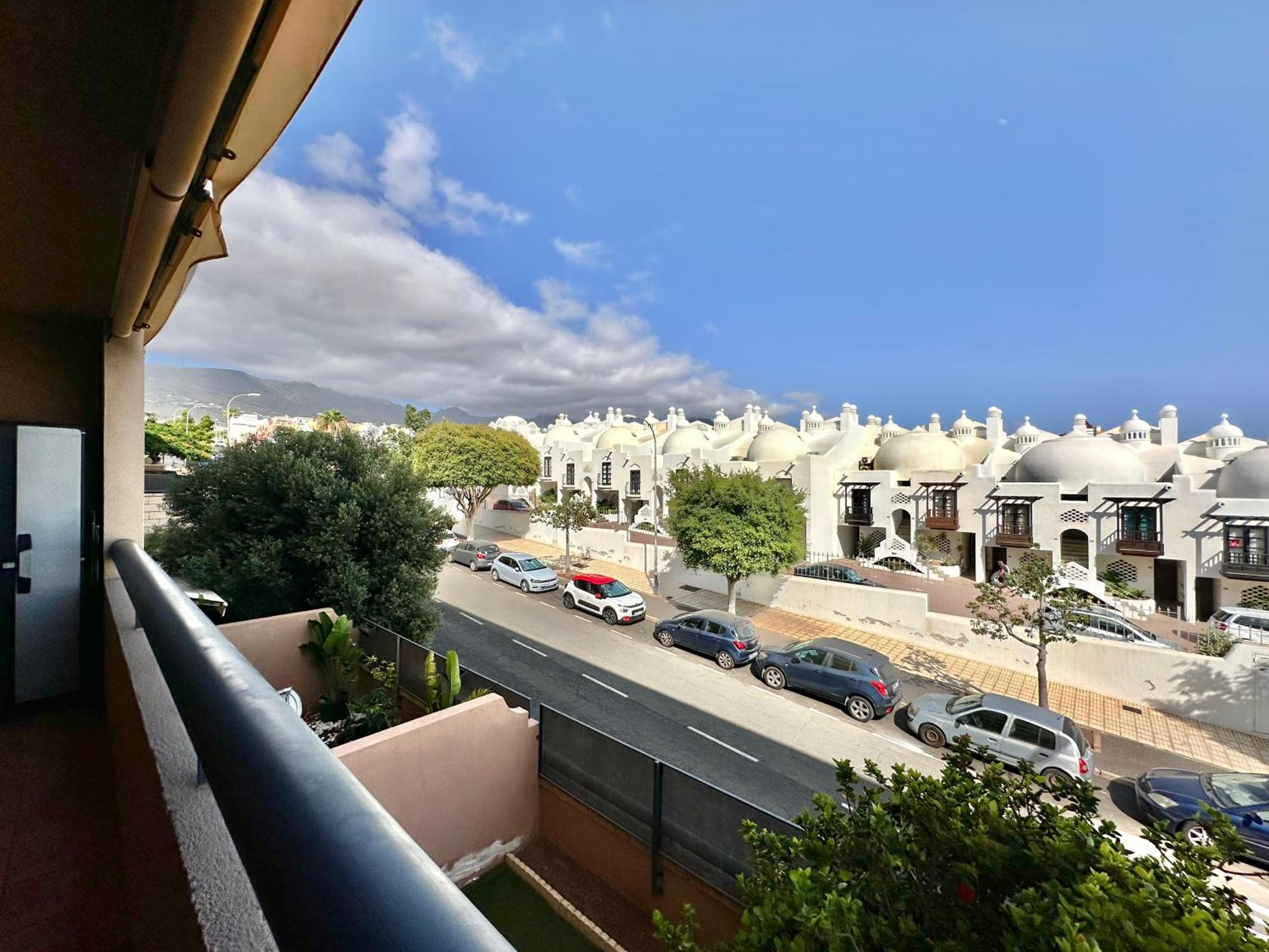 Black Rock Apartment