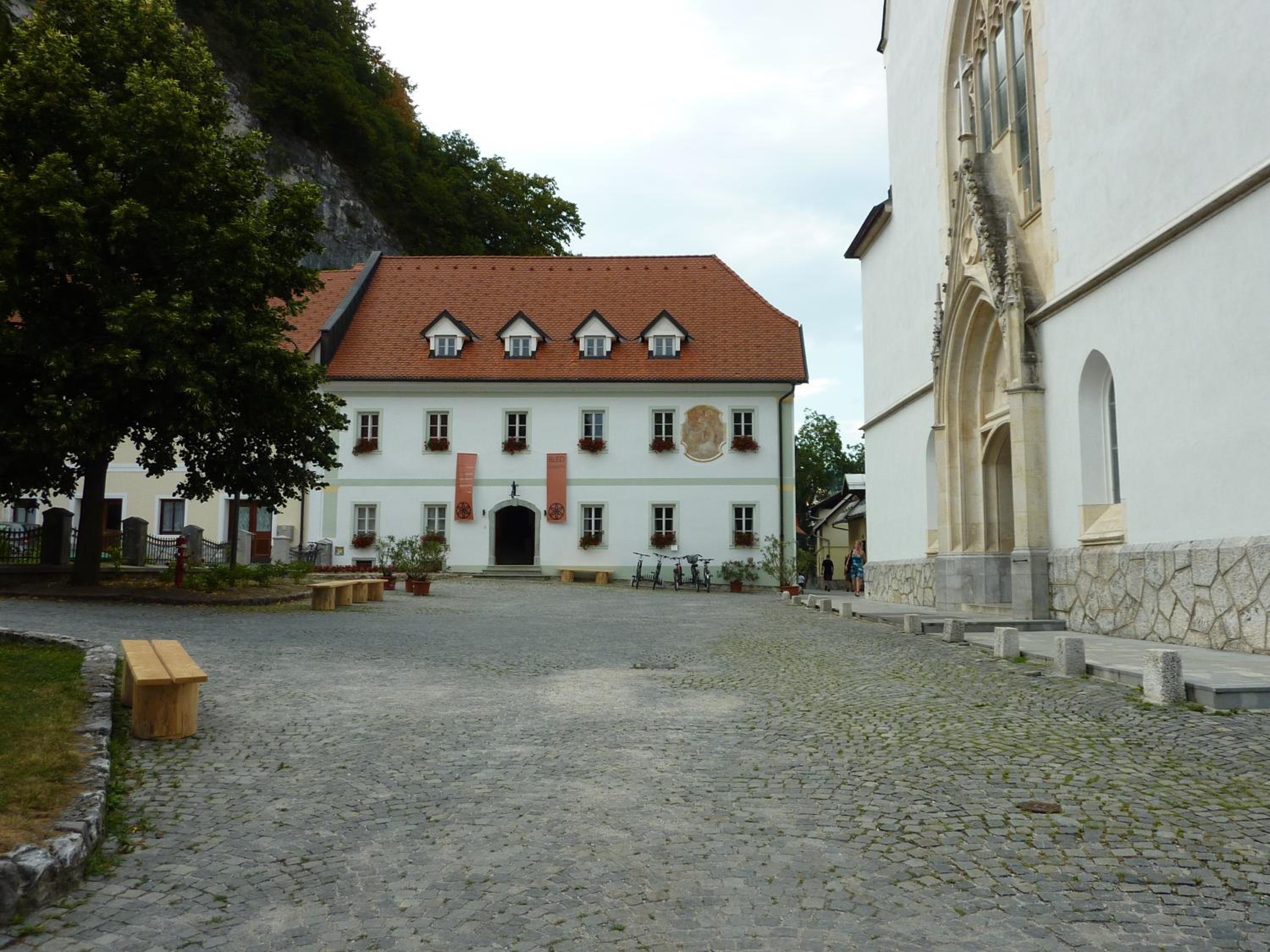 Photo 47