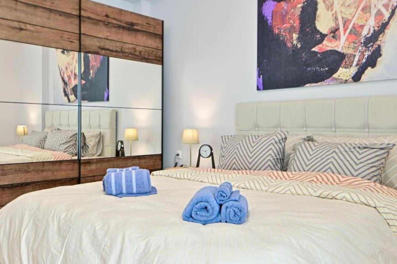 Cozy apartment located on Piraeus Port area-(SPETS_D1) view 5