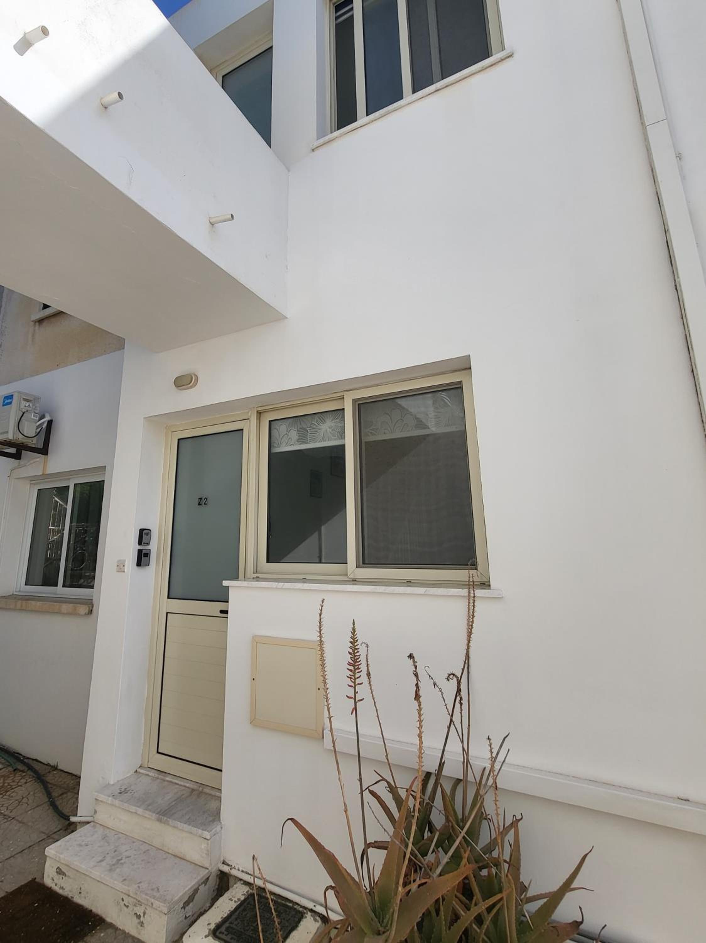 Mattis Seafront Beachhouse
