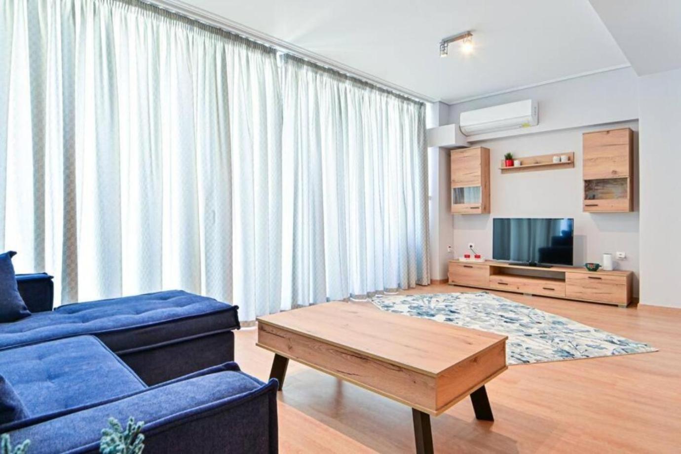 Cozy apartment located on Piraeus Port area-(SPETS_D1) view 3