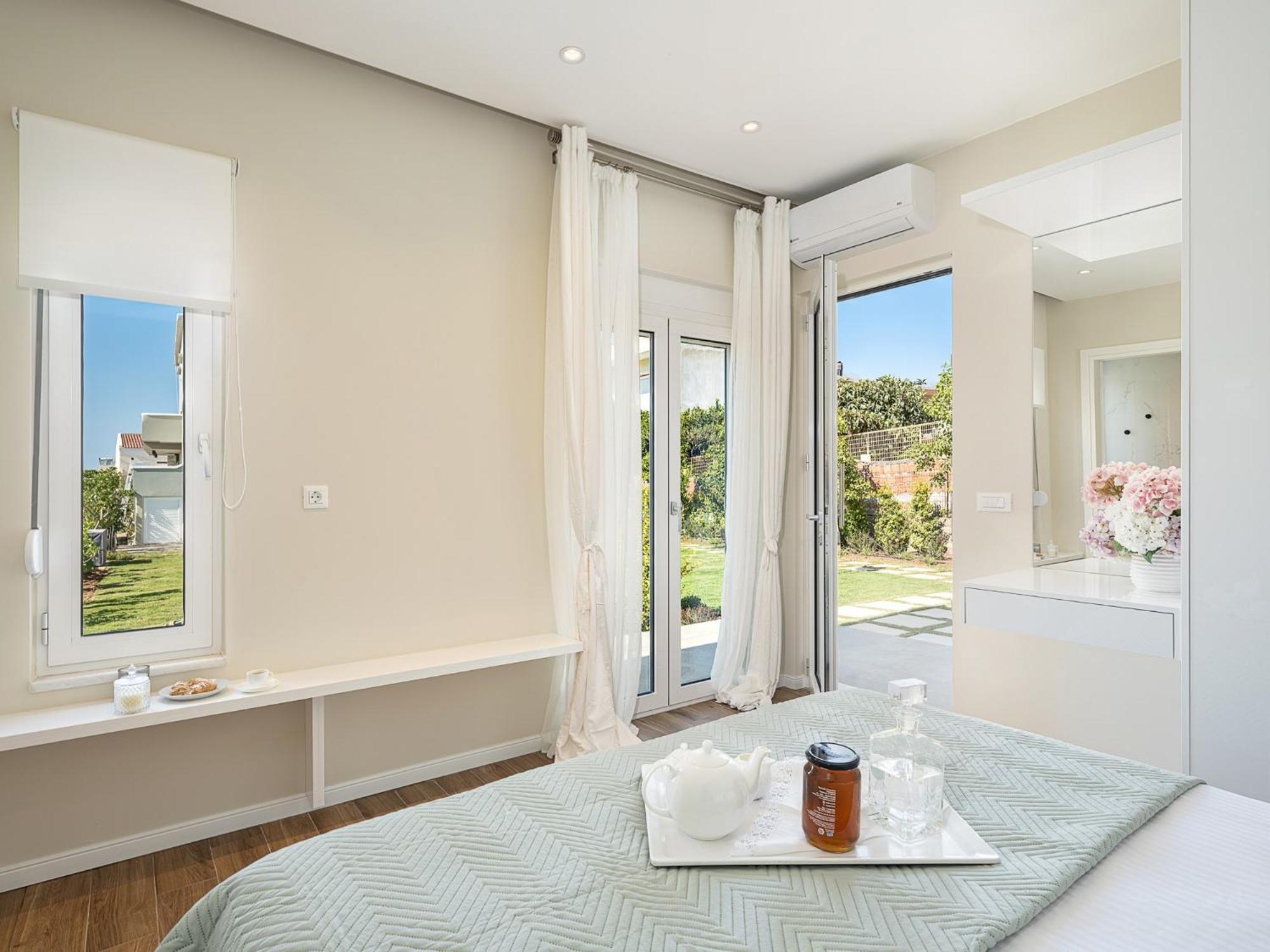 HappyHouse Villa