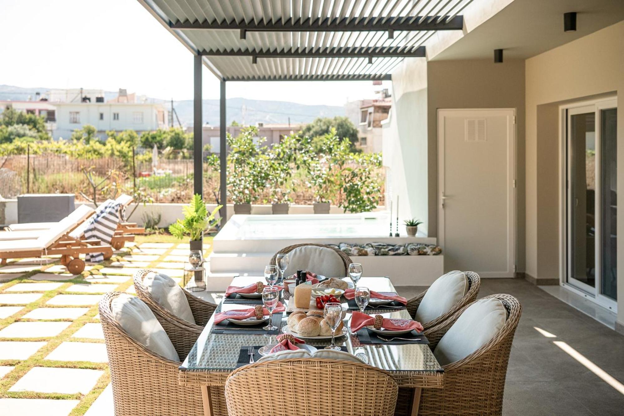 HappyHouse Villa