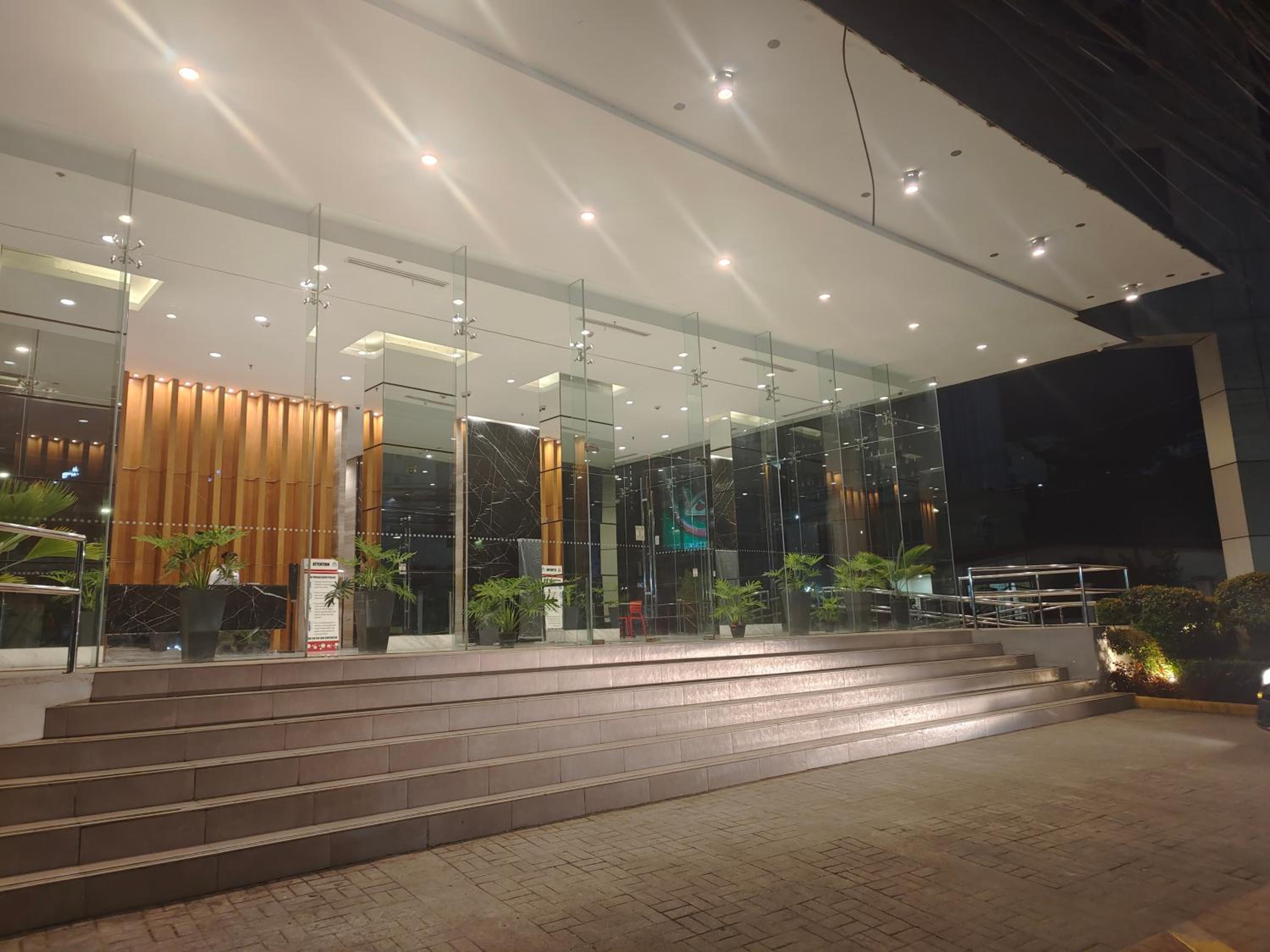 Cebu Aviner(water Front) view 5