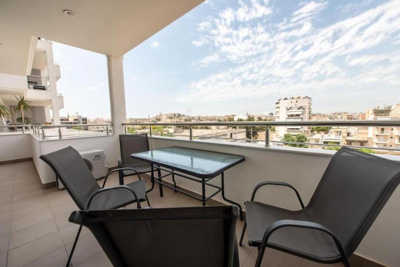 Cozy 2-bedroom Apartment in Piraeus (ERM_E9) view 4