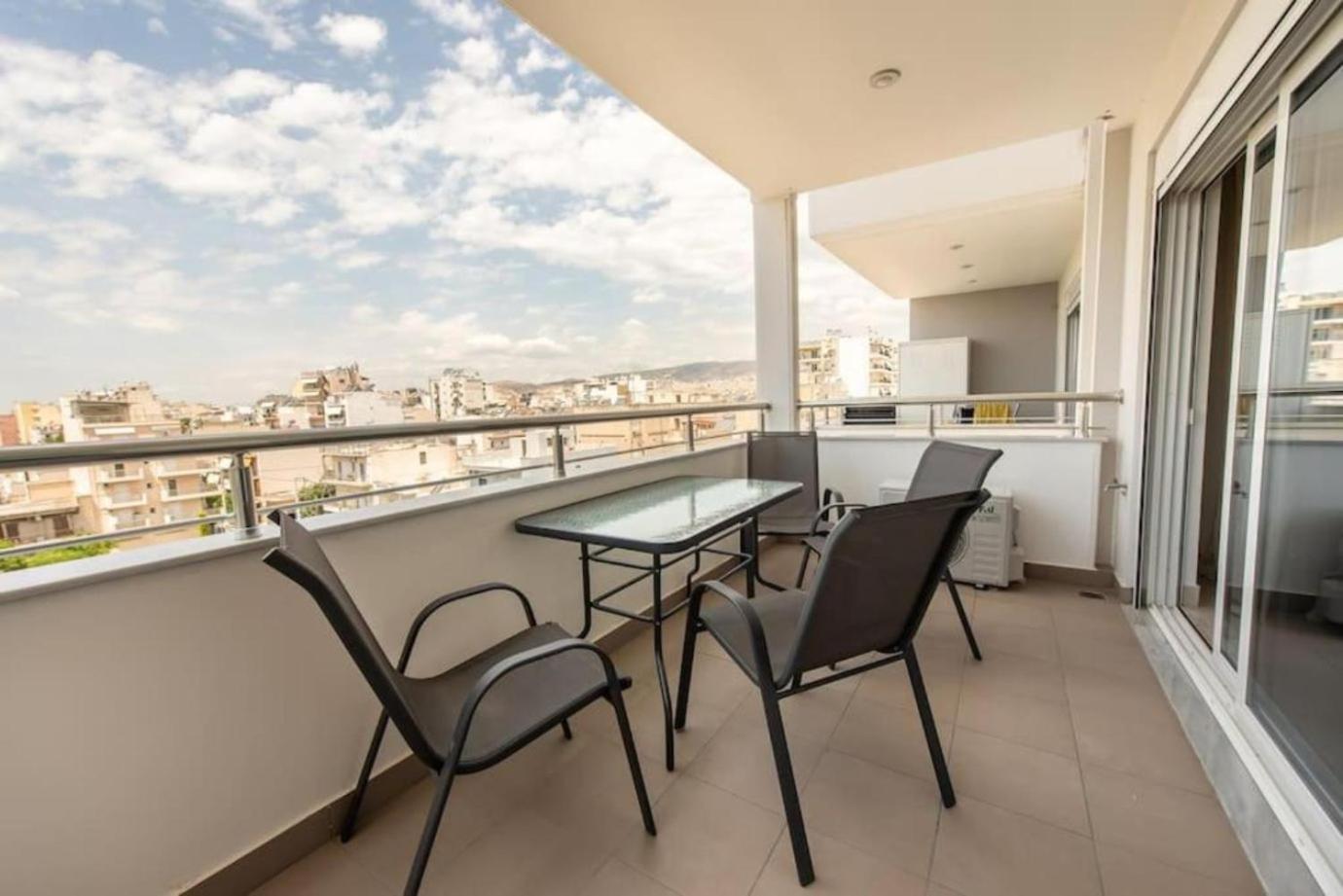 Cozy 2-bedroom Apartment in Piraeus (ERM_E9) view 5
