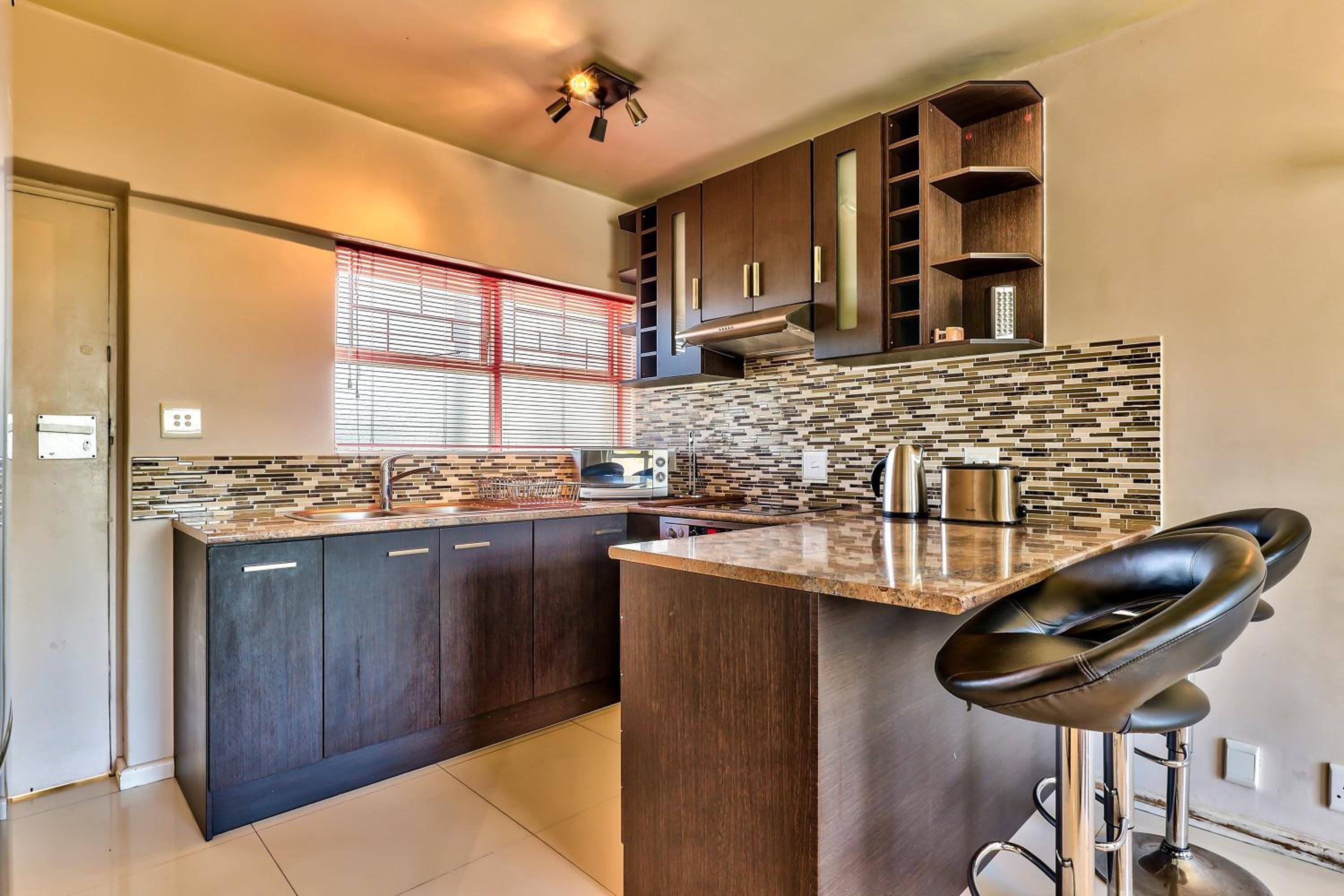 Cascades 608 Studio in Green Point view 5