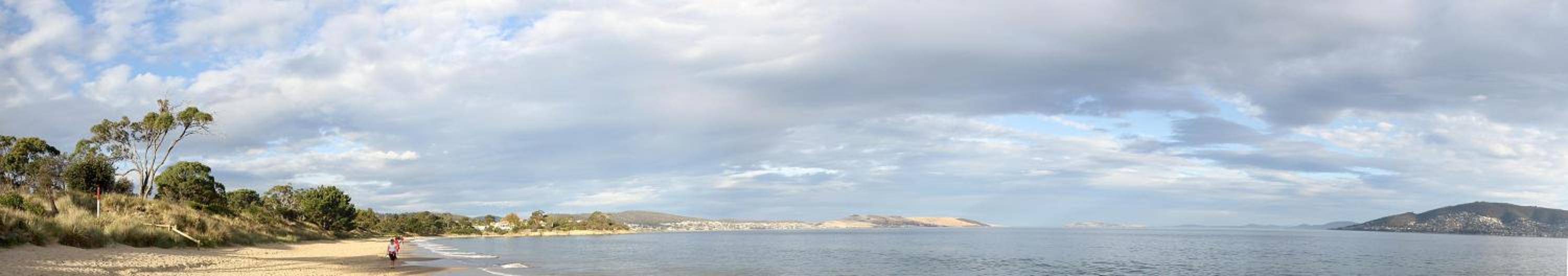 Beach House 3 mins Walk Bellerive Beach, Hobart