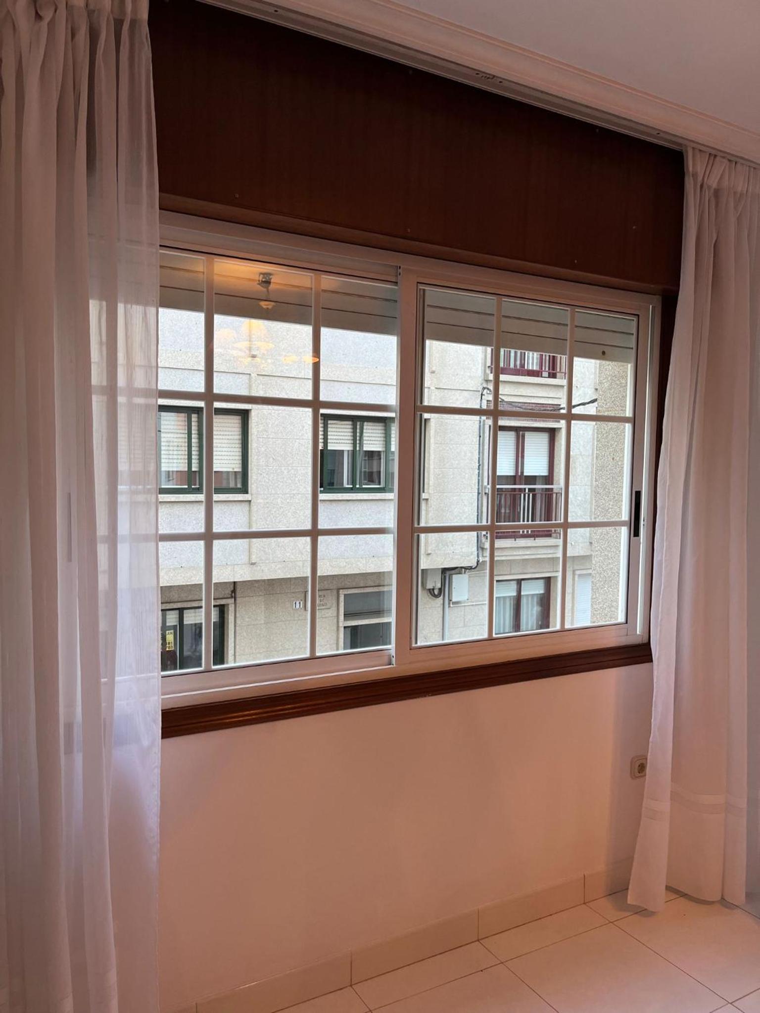 Apartamentos Deza- Playa Silgar