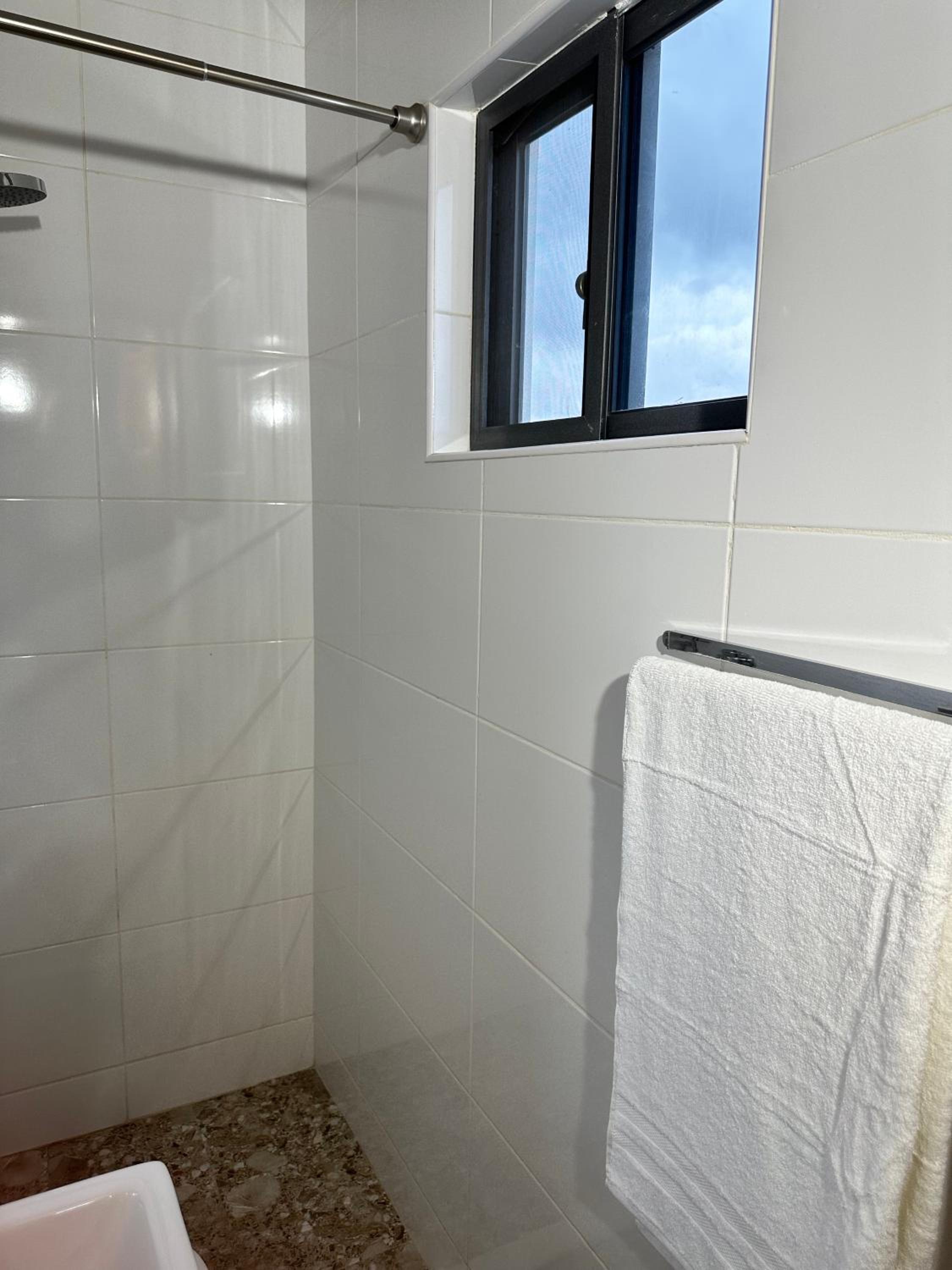 Photo 32