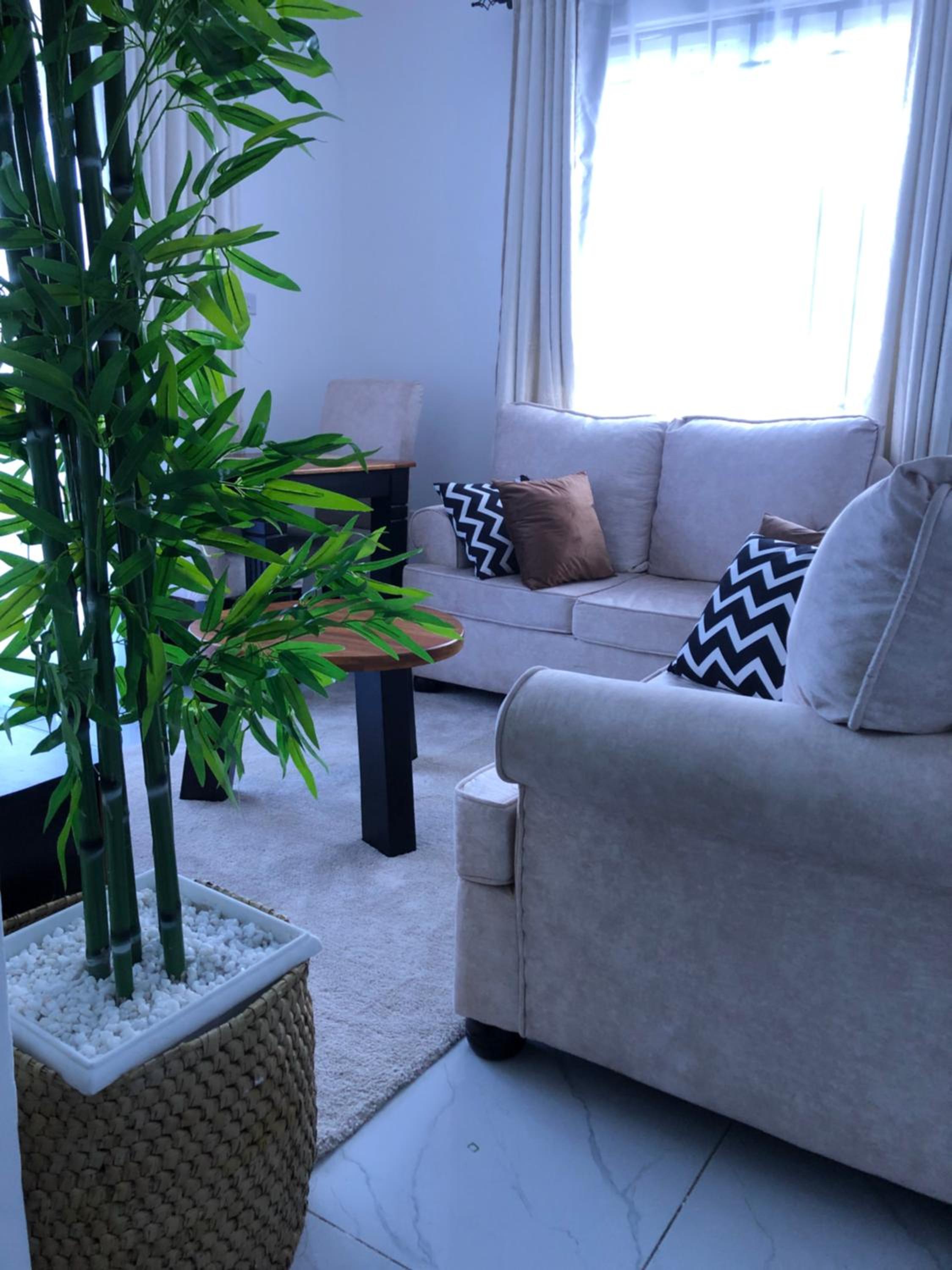 C.leslie_homes2 view 4