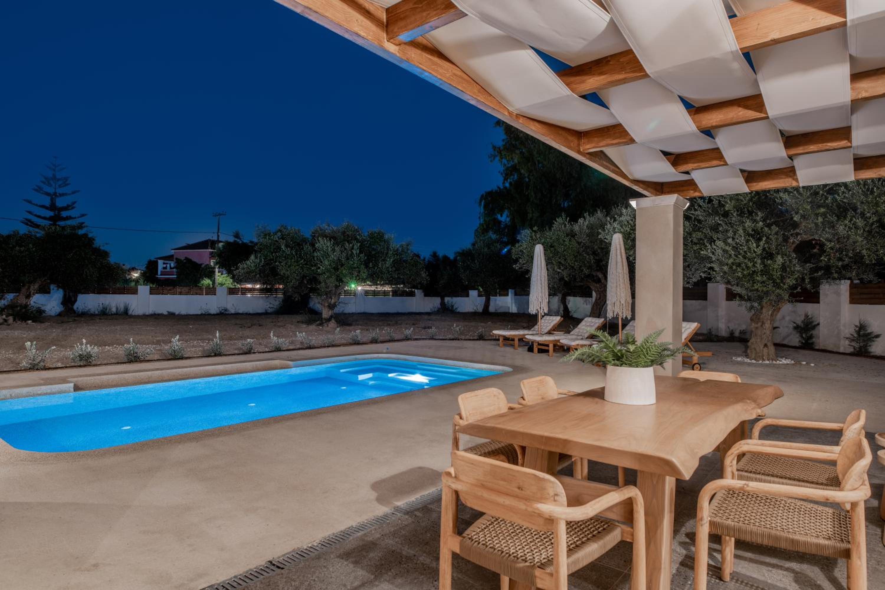 Bedrock beachside villa with private pool
