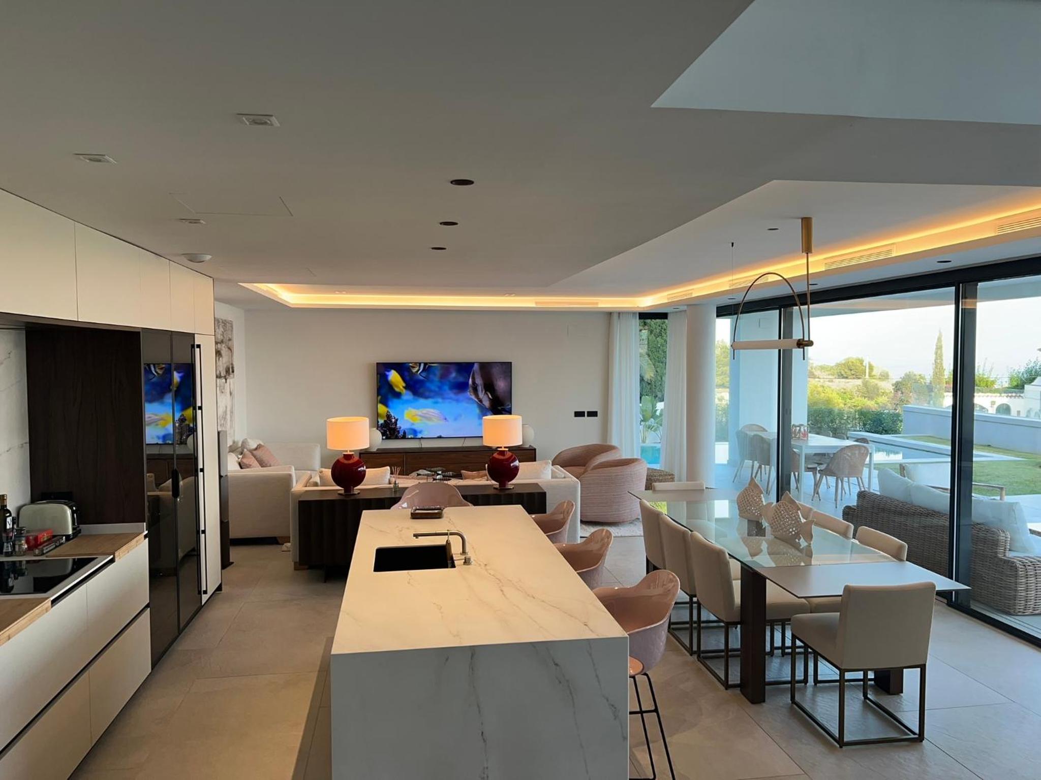 Sea Gardens Villa