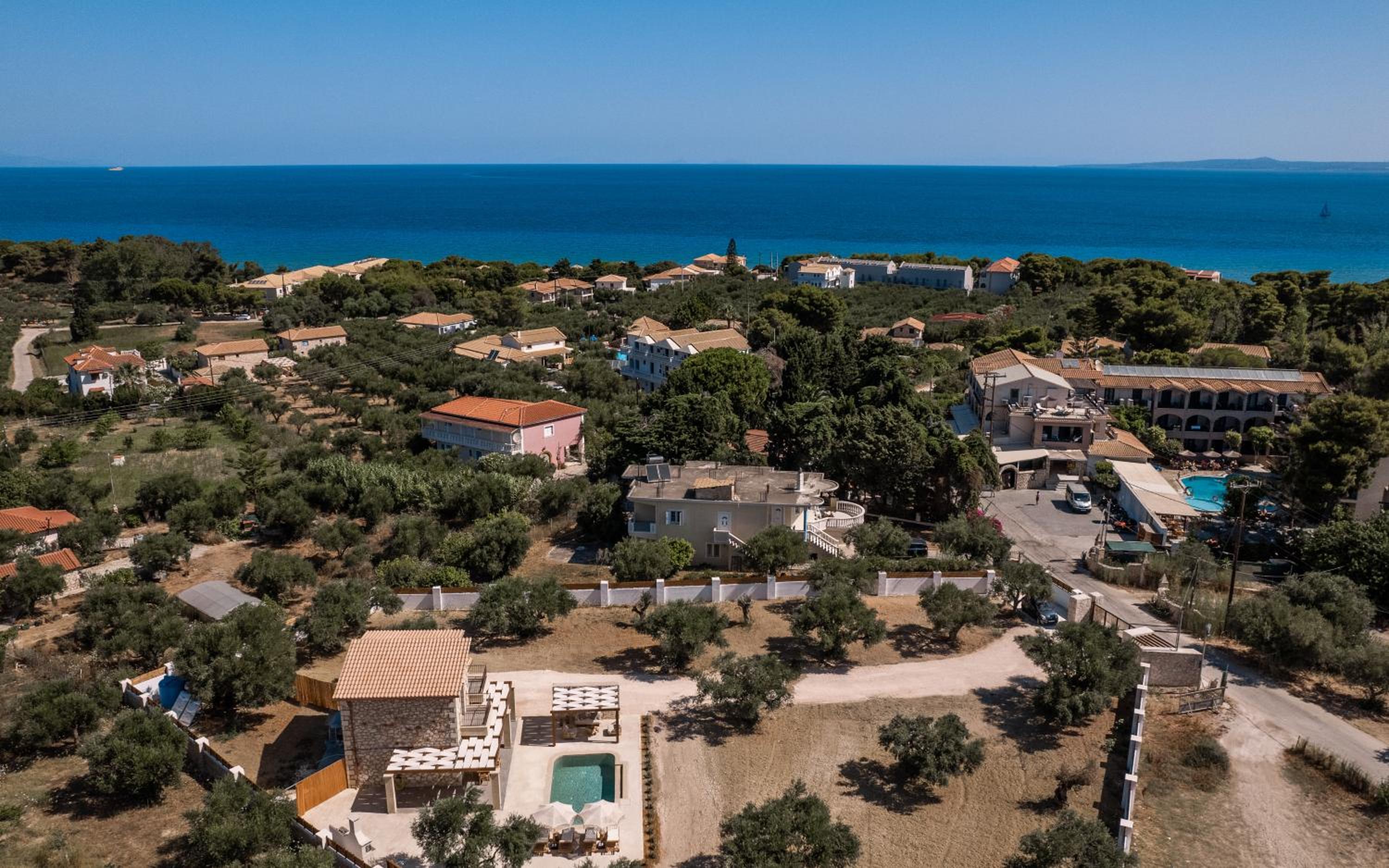 Bedrock beachside villa with private pool