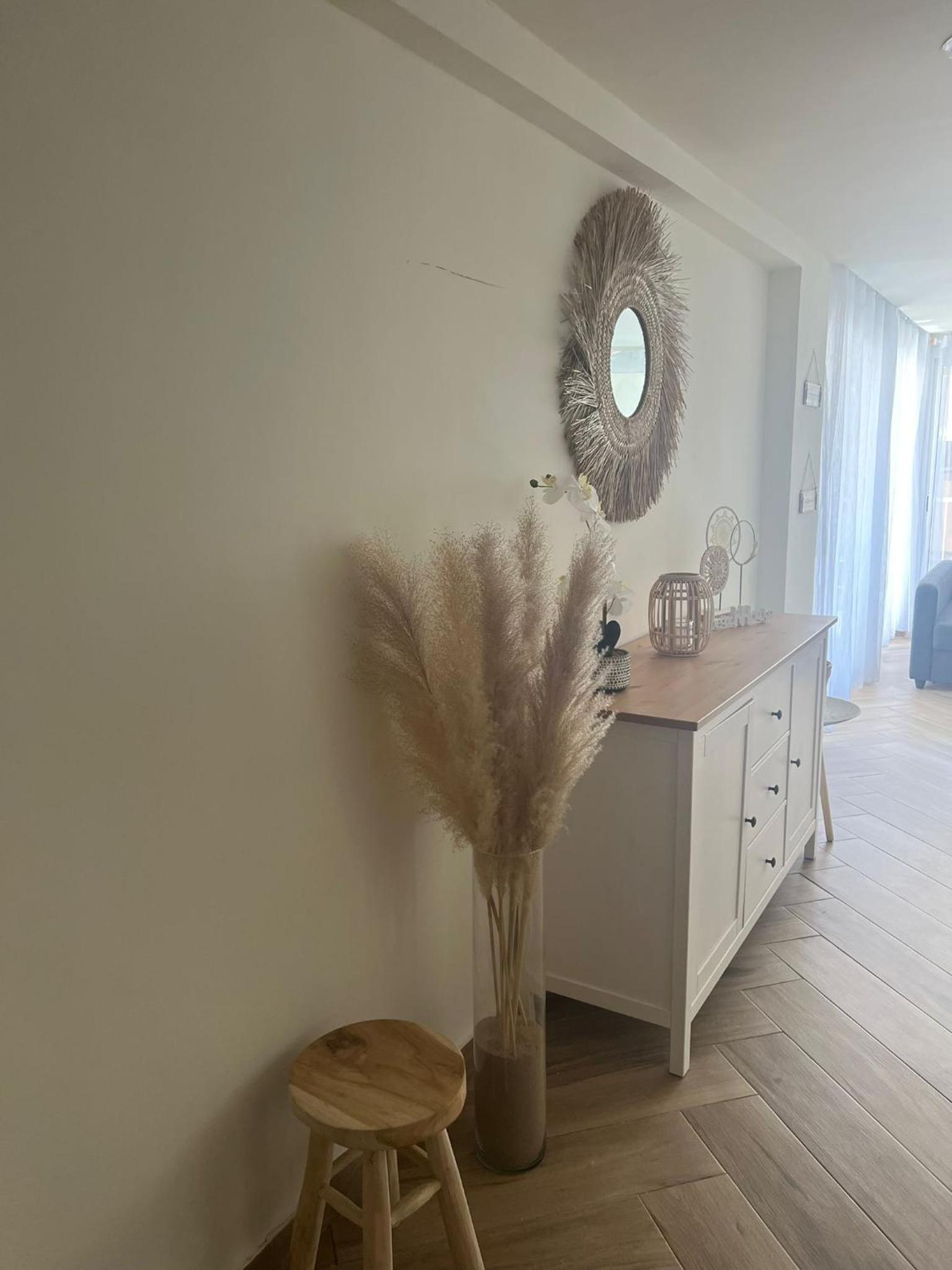 Beachfront Salou apartment with sea view photo 3