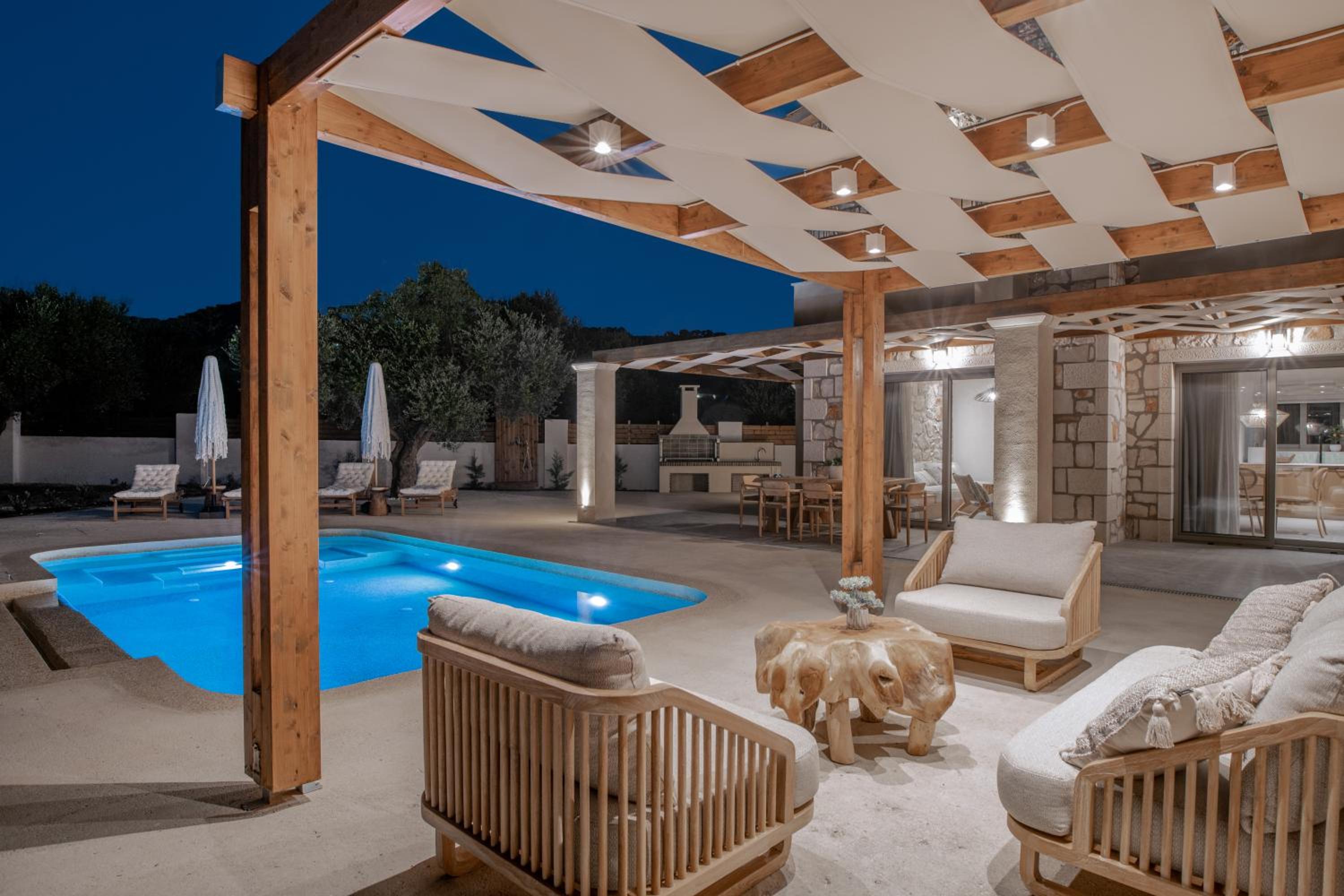 Bedrock beachside villa with private pool