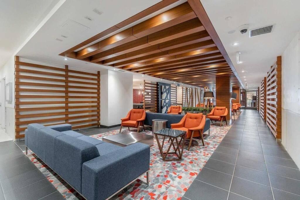 Downtown Toronto Condo Suite