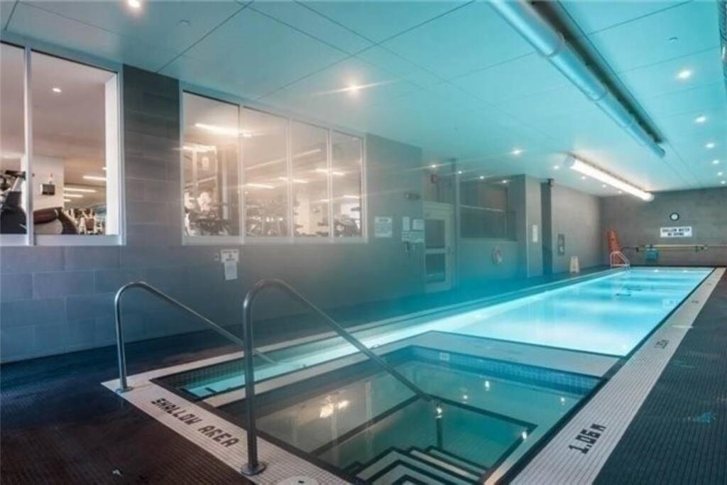 Downtown Toronto Condo Suite