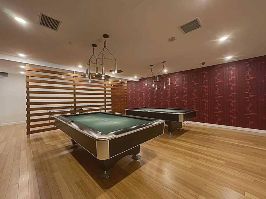 Downtown Toronto Condo Suite