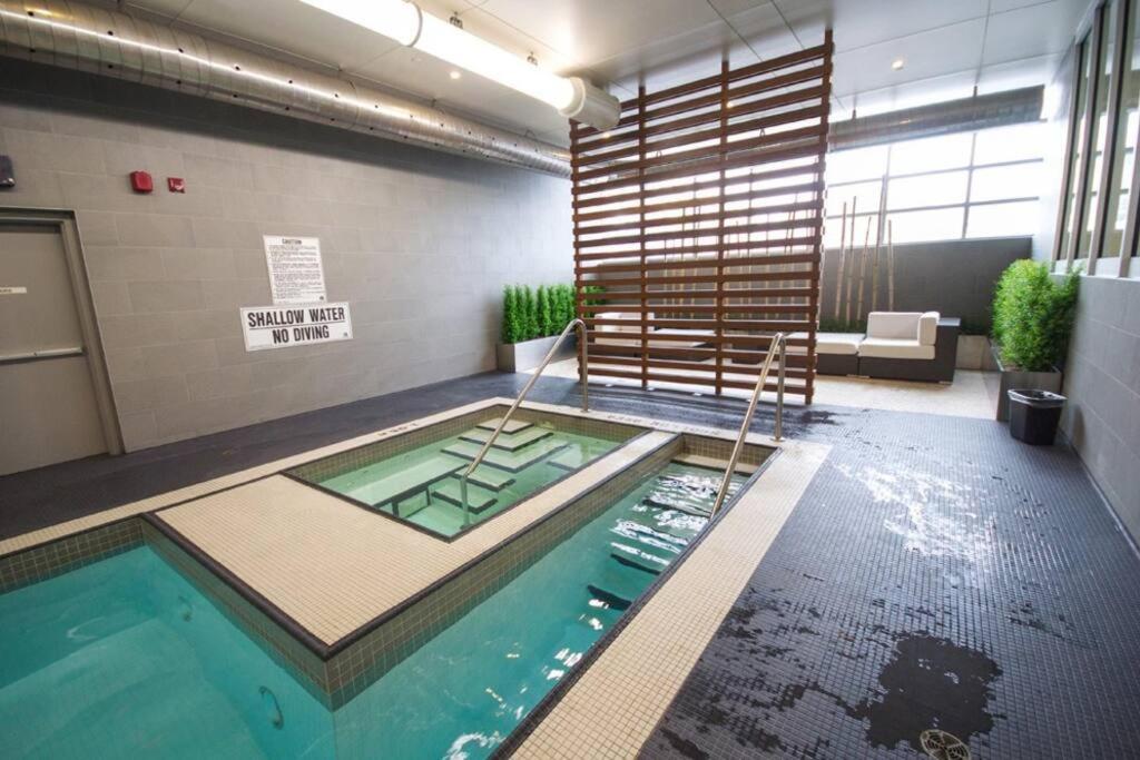 Downtown Toronto Condo Suite