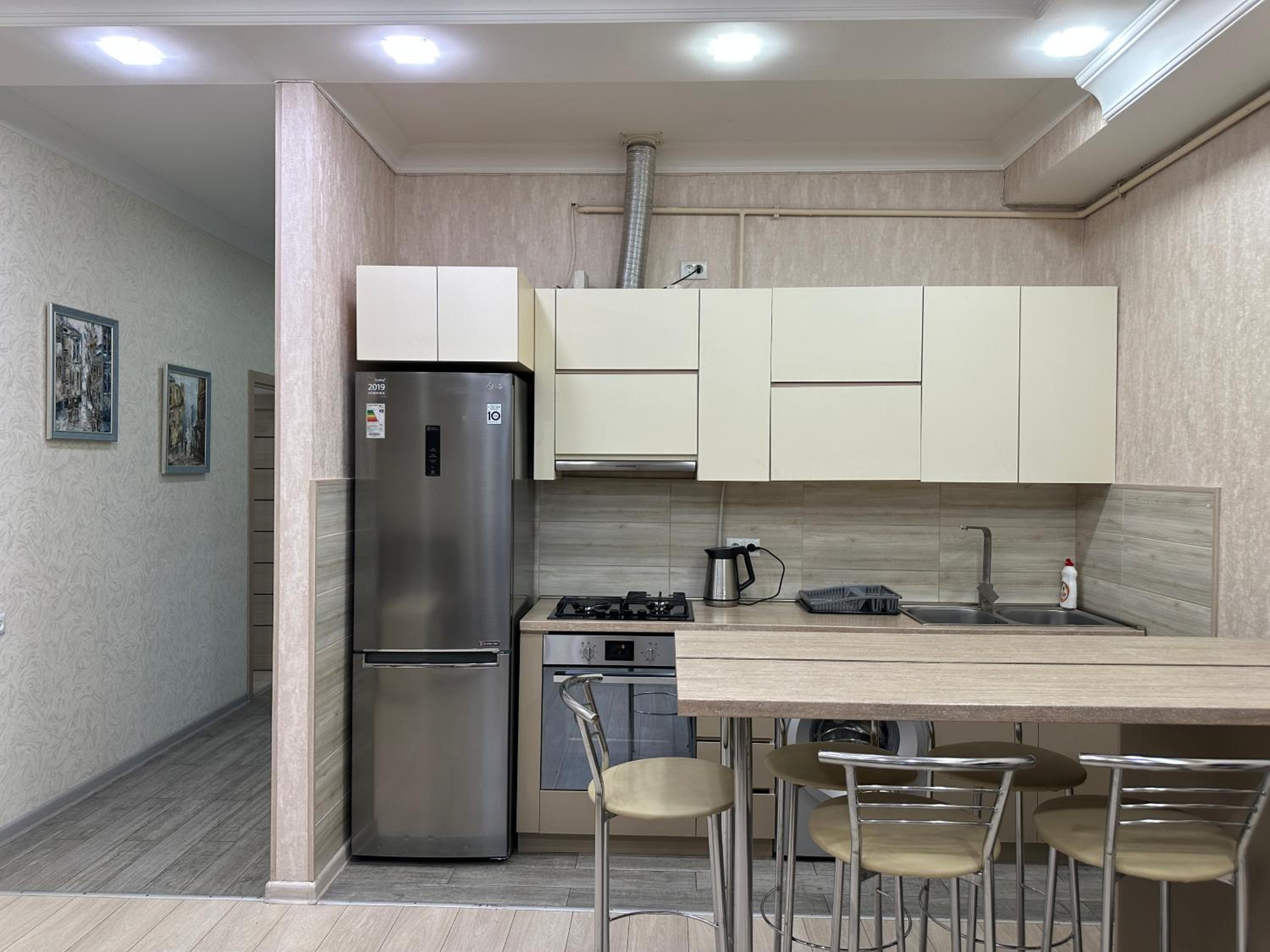 Teryan street, 2 bedrooms Modern New Euro Renovated apartment TT113