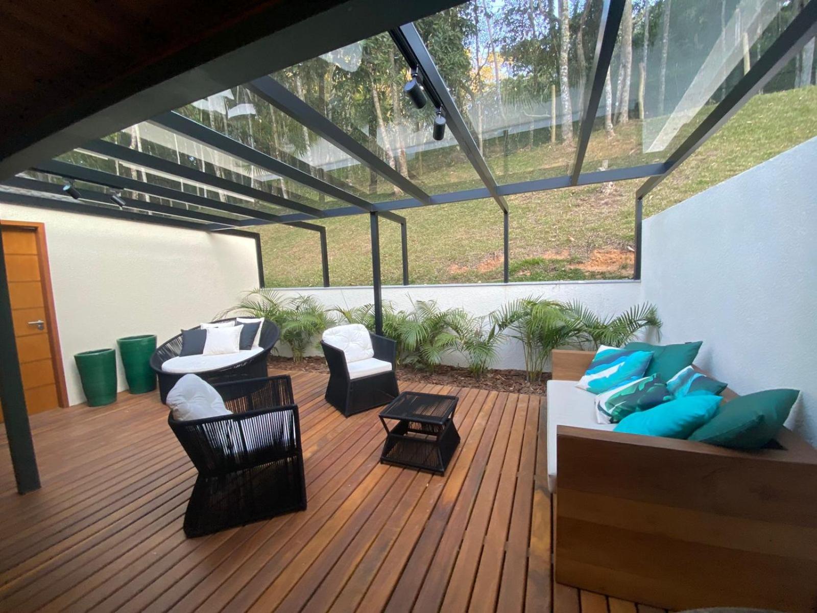 Casa 08 Floresta Boa Vista - Piscina Privativa e Lounge com Deck em Meio à Natureza