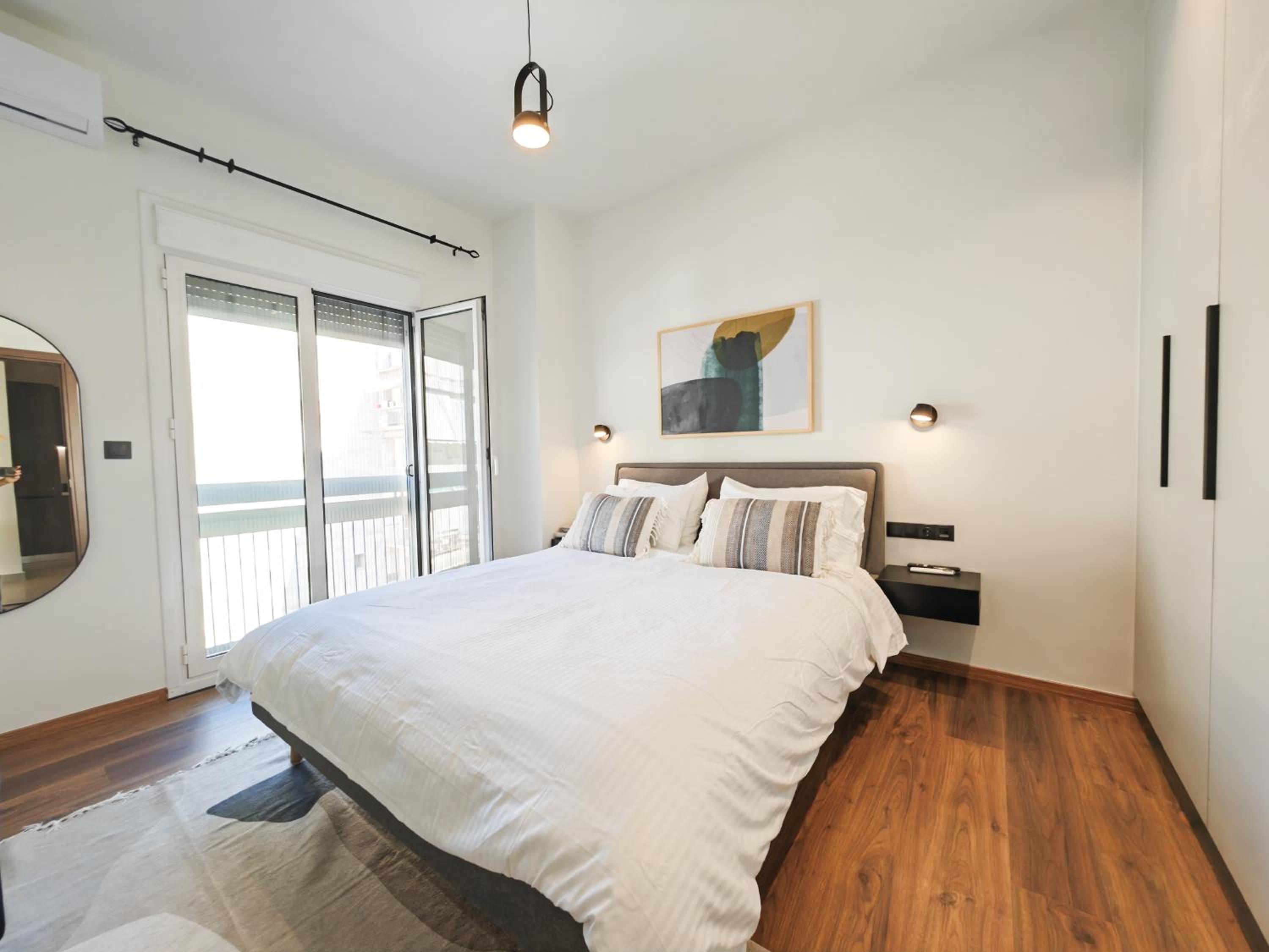Bright and Beautiful by Acropolis with balcony - Ako25